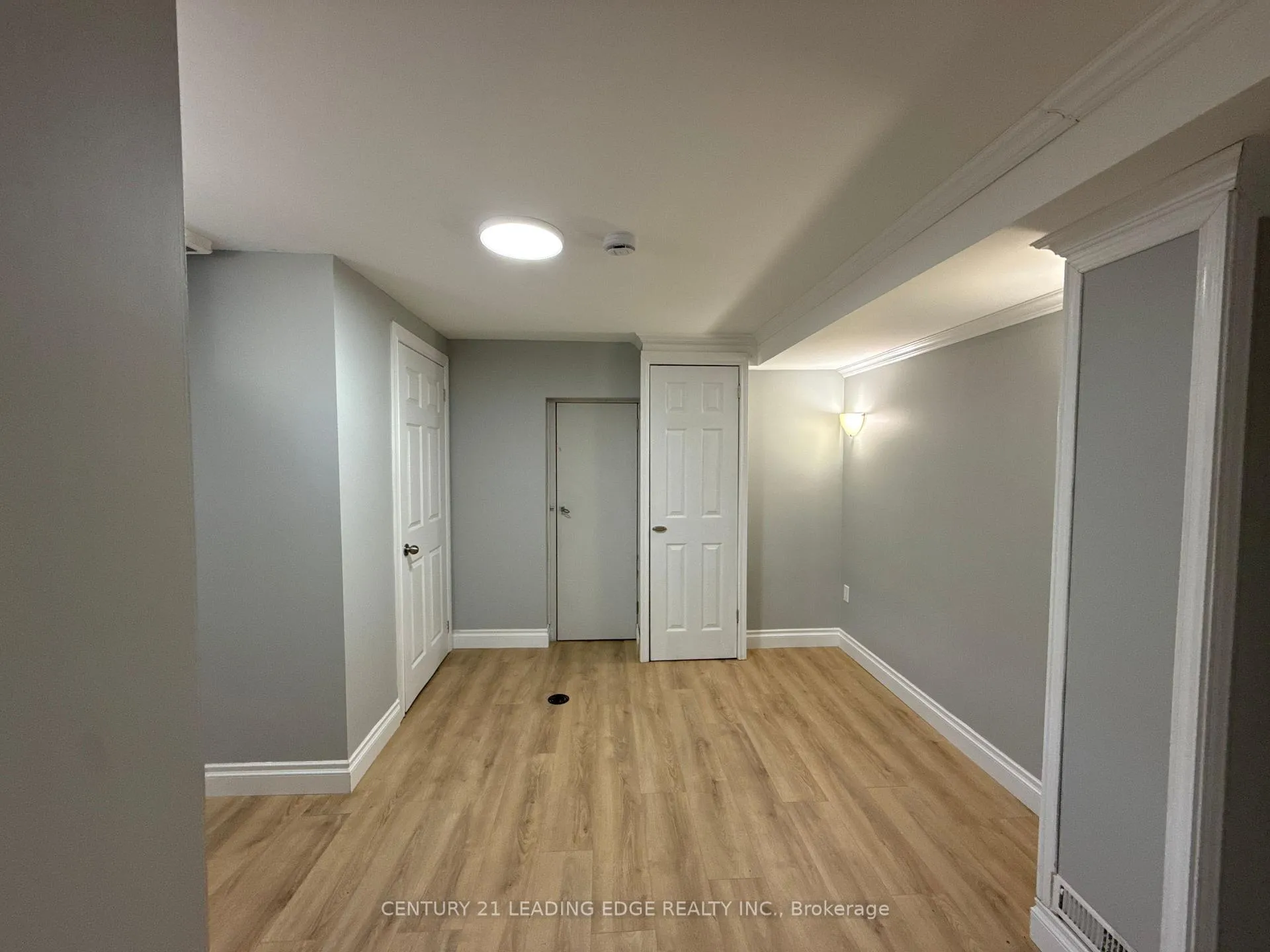 Photo 4 of 303 Wilson Road N, Oshawa, Eastdale — HOMEH