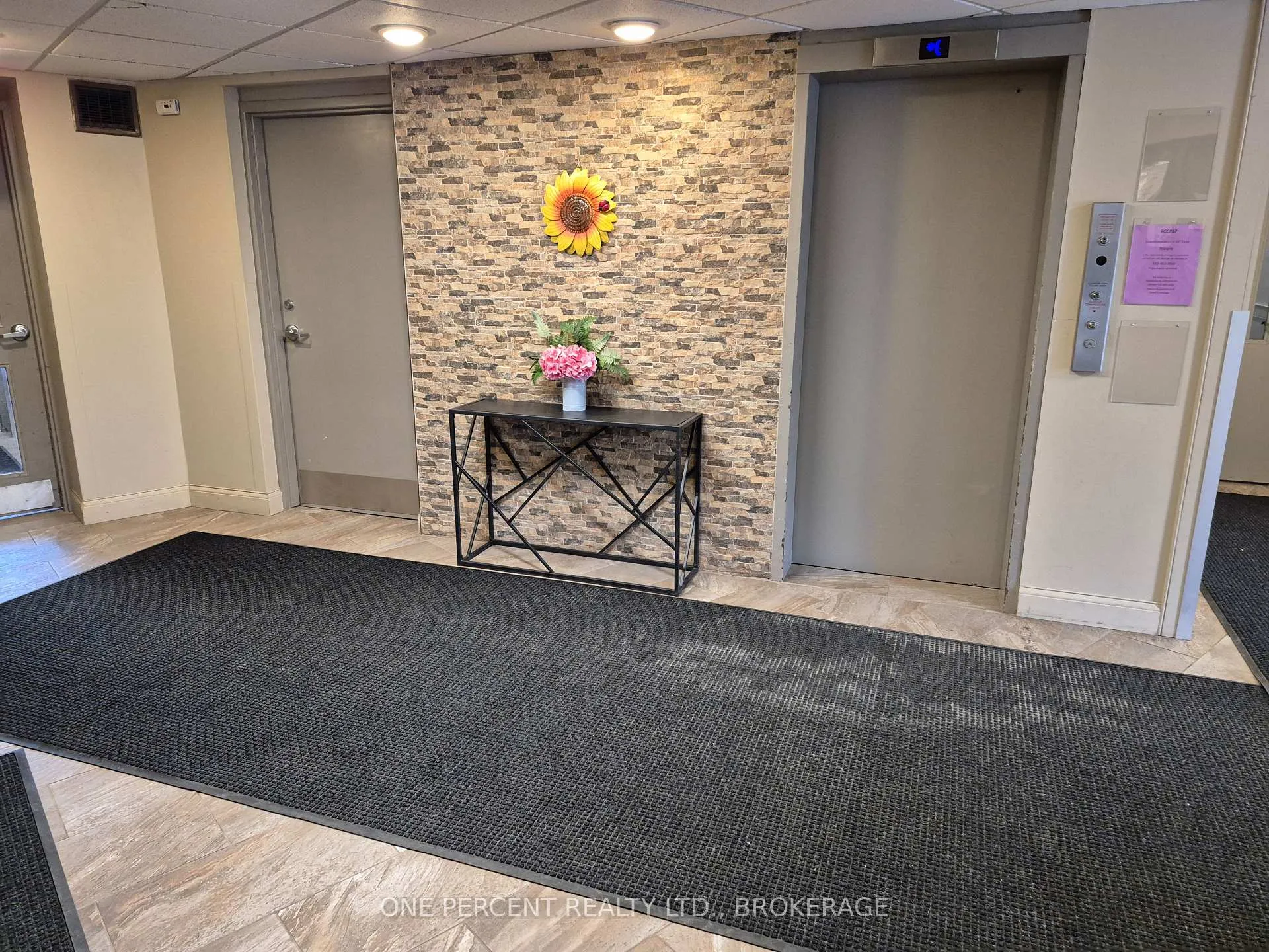 Photo 10 of Unit 204, 17 Eldon Hall Place, Kingston, Central City West — HOMEH
