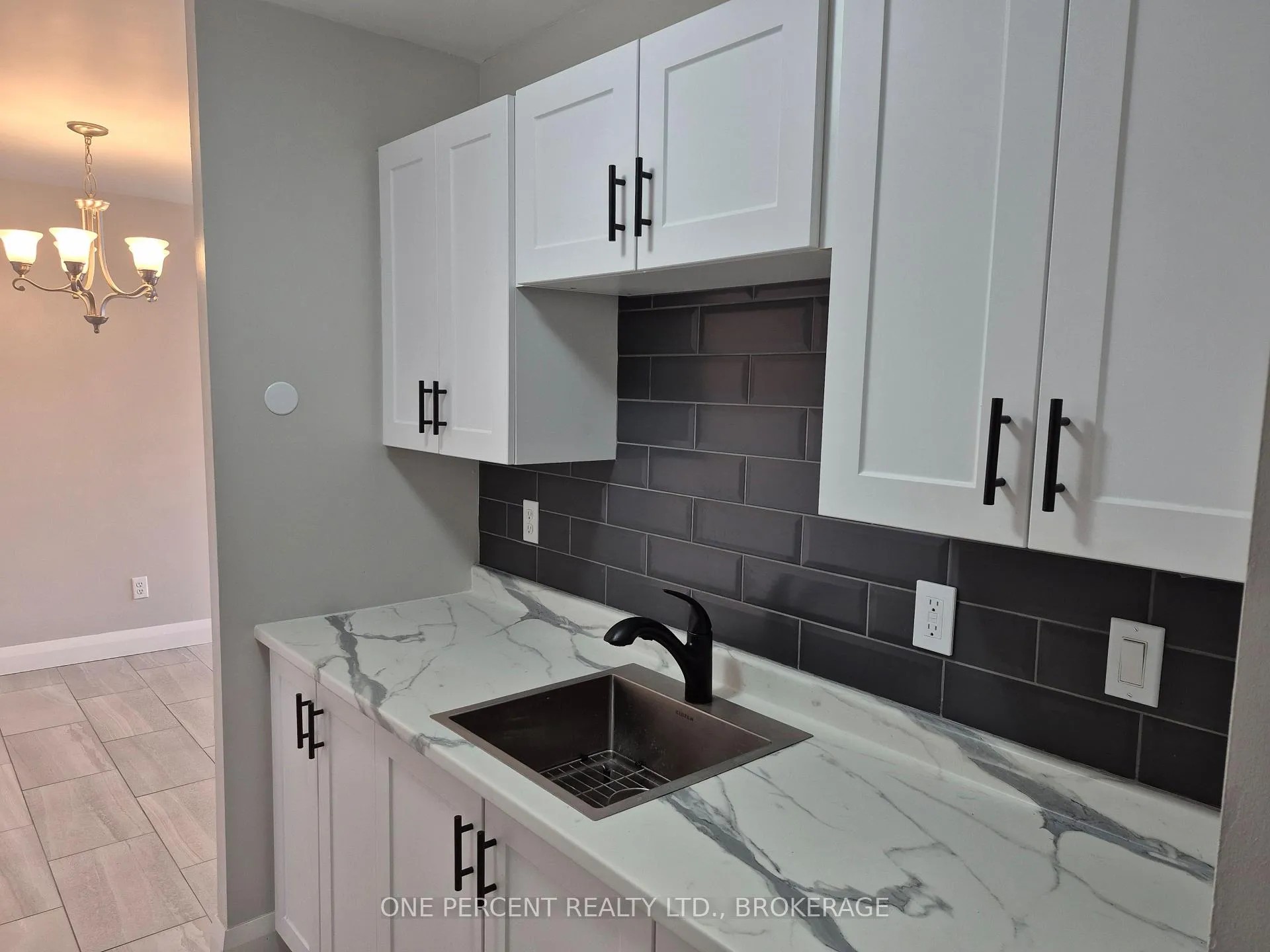 Photo 12 of Unit 204, 17 Eldon Hall Place, Kingston, Central City West — HOMEH