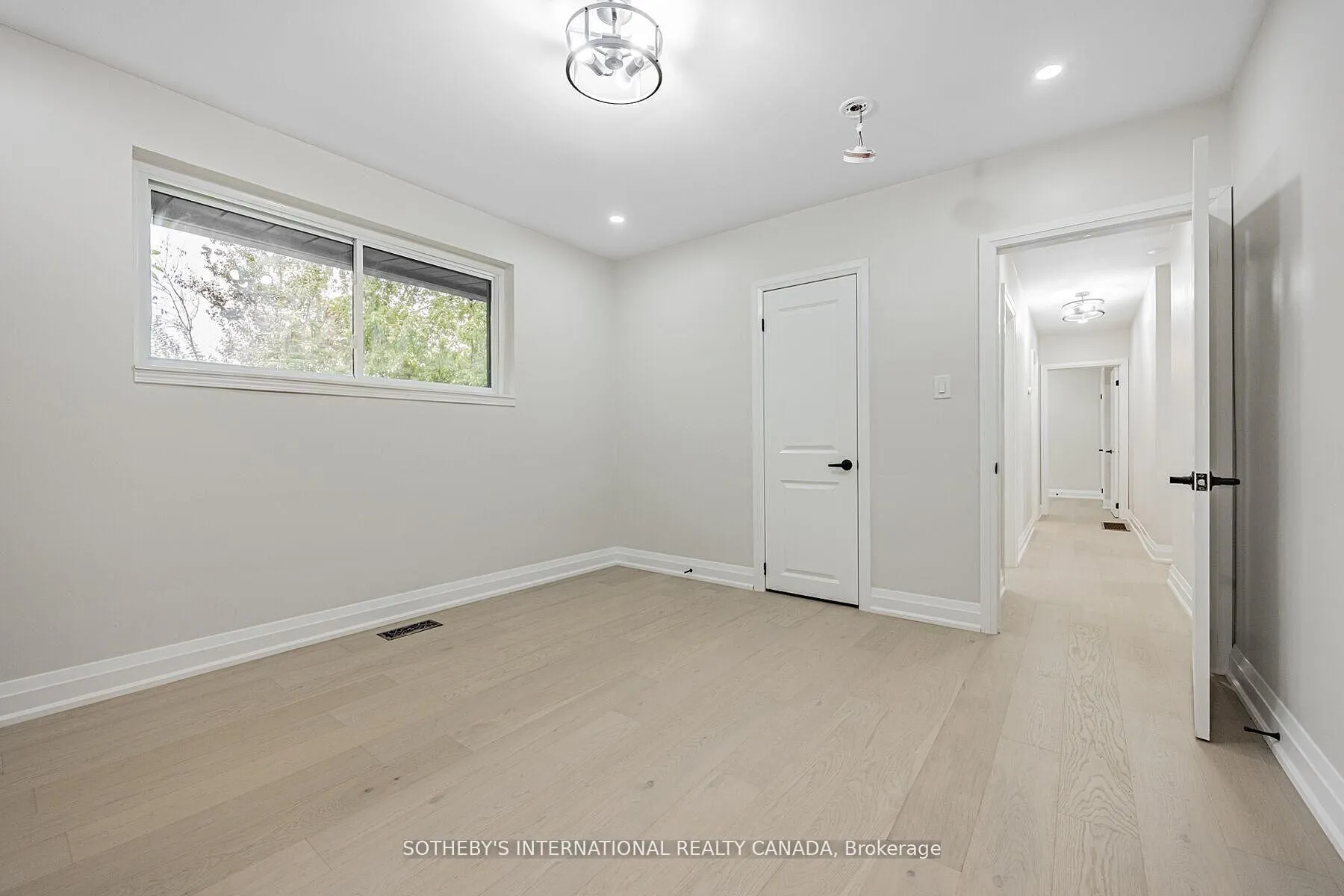 Photo 6 of Unit Upper, 222 Hammersmith Court, Burlington, Appleby — HOMEH