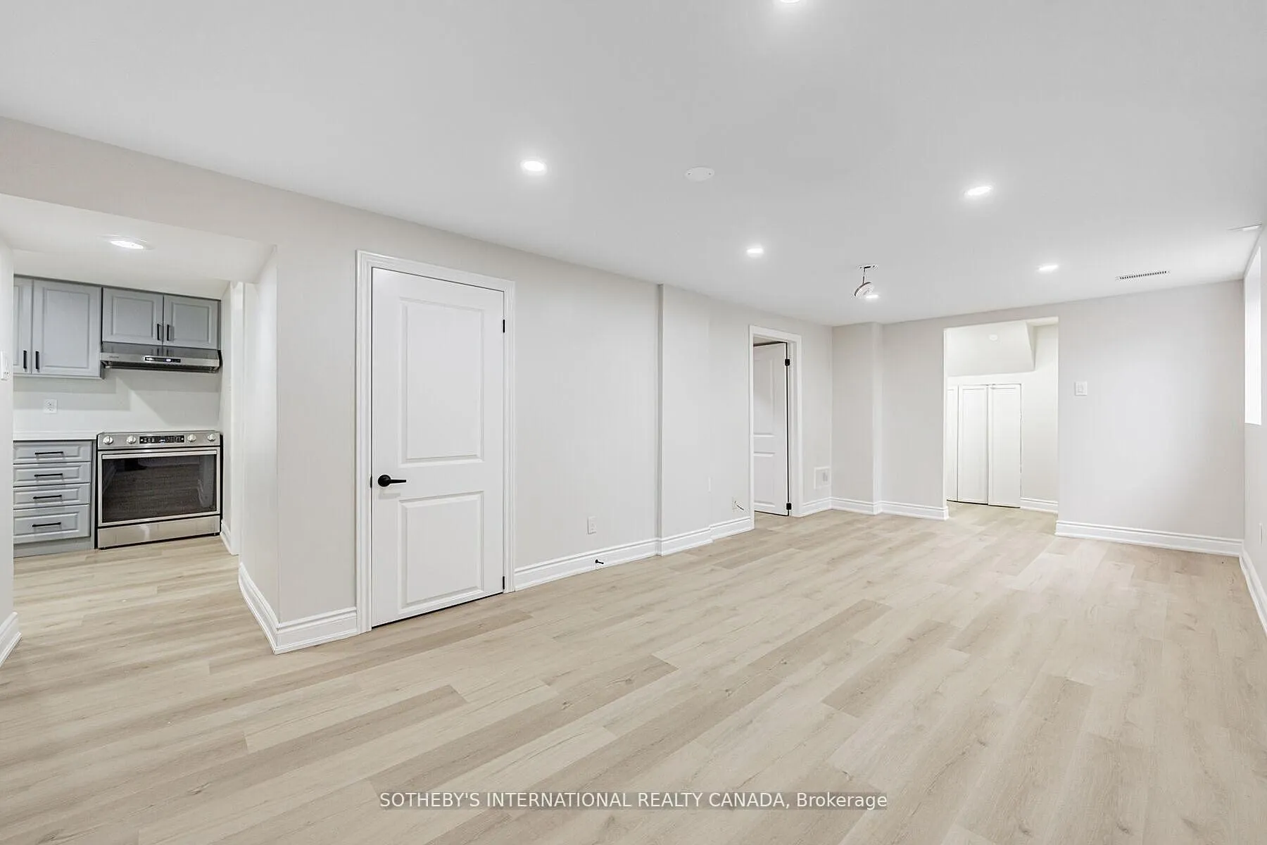 Photo 13 of Unit Upper, 222 Hammersmith Court, Burlington, Appleby — HOMEH