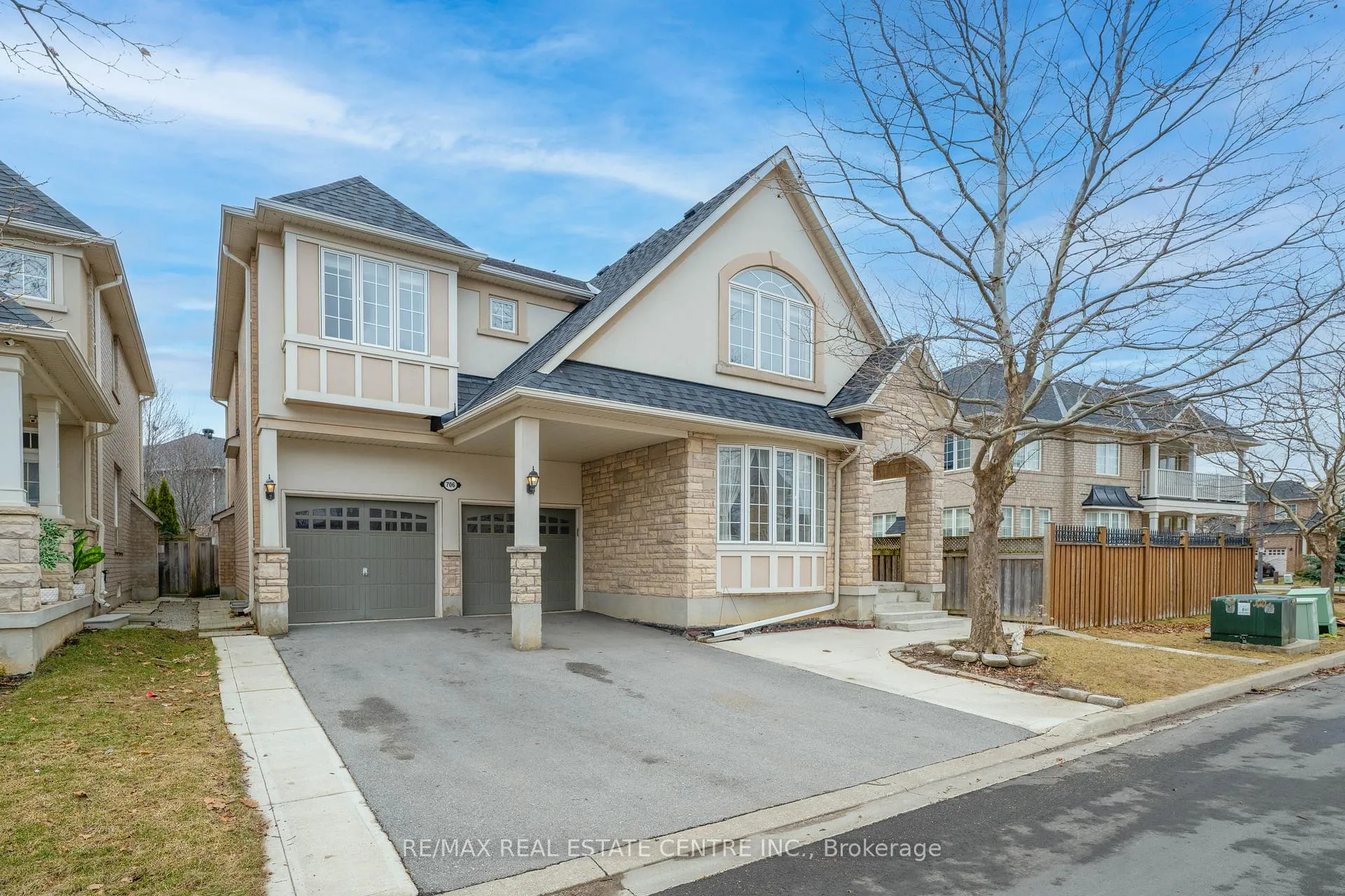Photo 2 of 706 Maddocks Trail, Milton, Coates — HOMEH