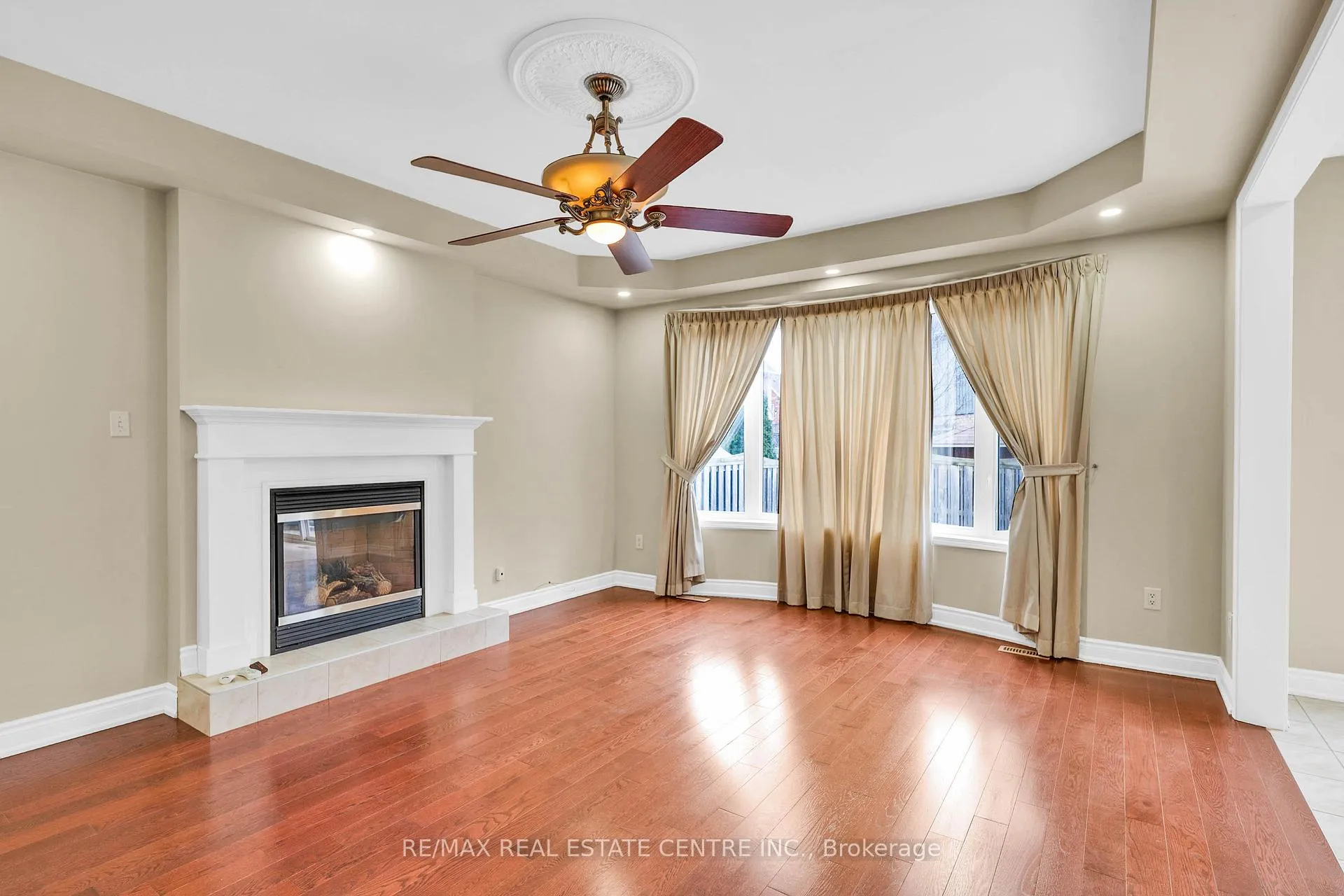 Photo 17 of 706 Maddocks Trail, Milton, Coates — HOMEH