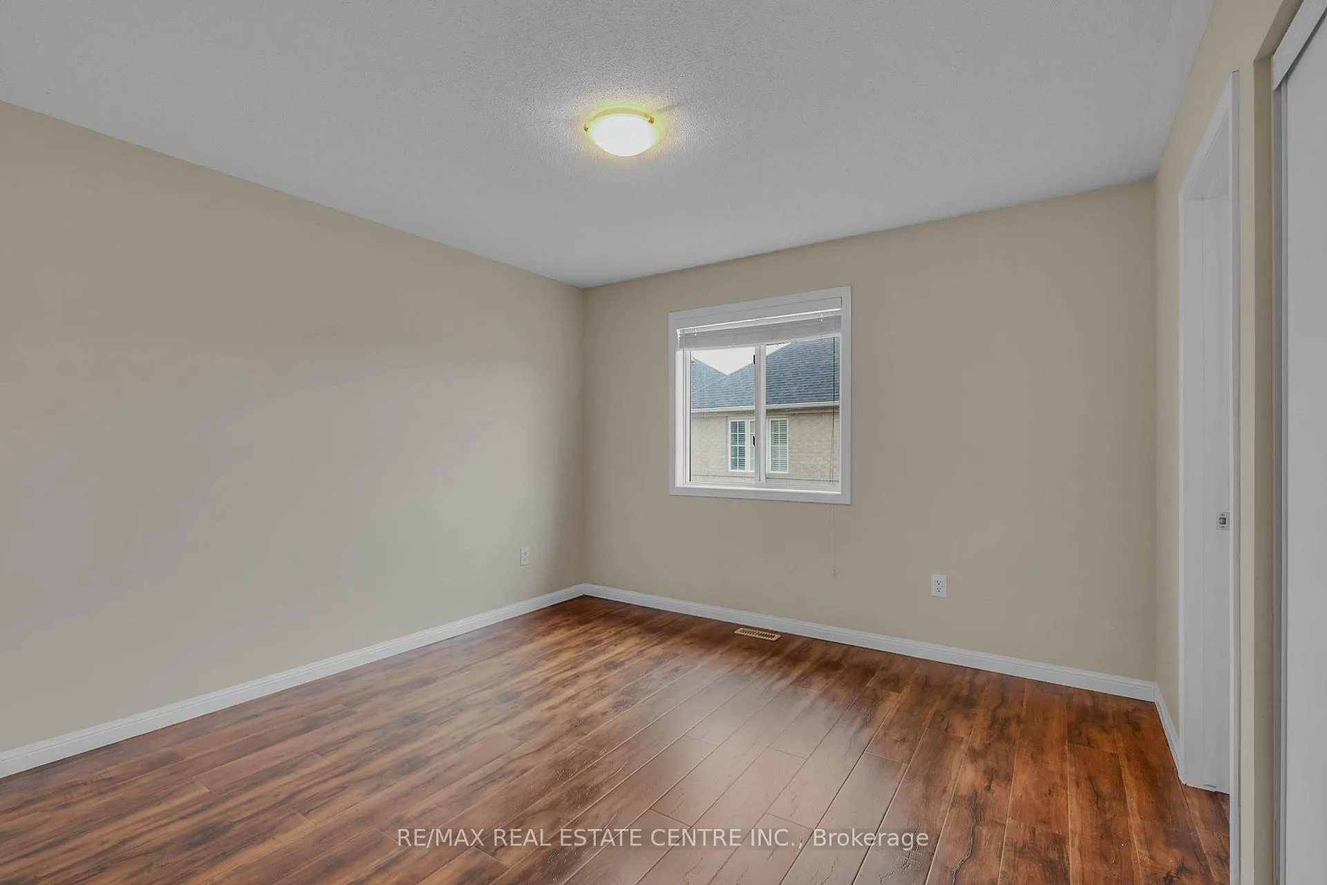 Photo 29 of 706 Maddocks Trail, Milton, Coates — HOMEH
