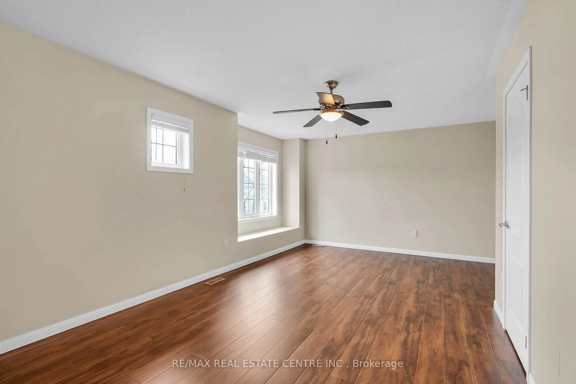 Photo 37 of 706 Maddocks Trail, Milton, Coates — HOMEH