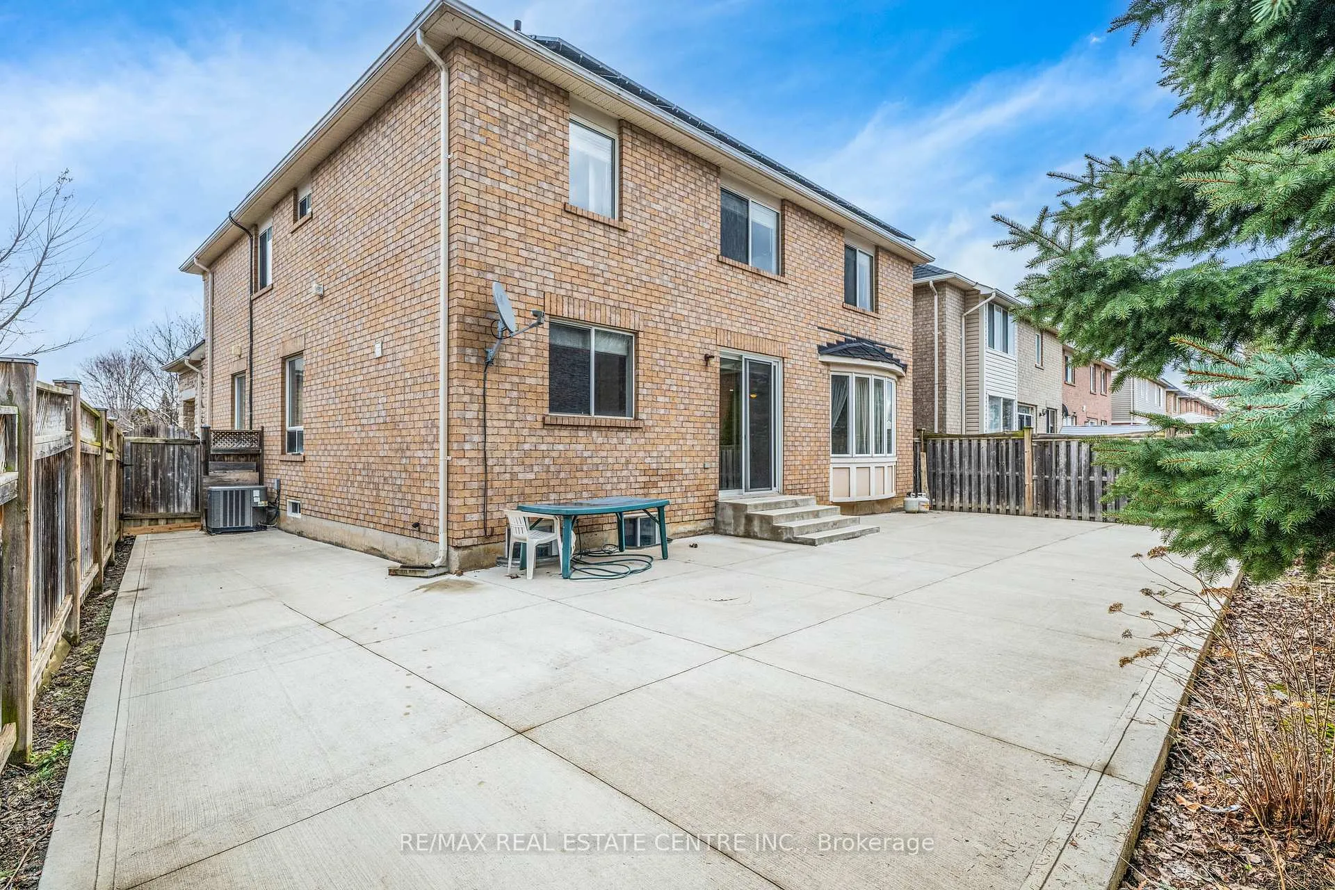 Photo 43 of 706 Maddocks Trail, Milton, Coates — HOMEH