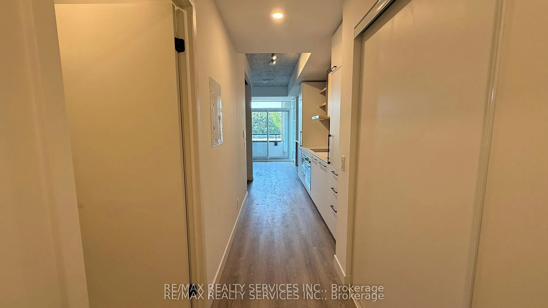 Photo 11 of Unit 432, 1050 Eastern Avenue, Toronto, The Beaches — HOMEH
