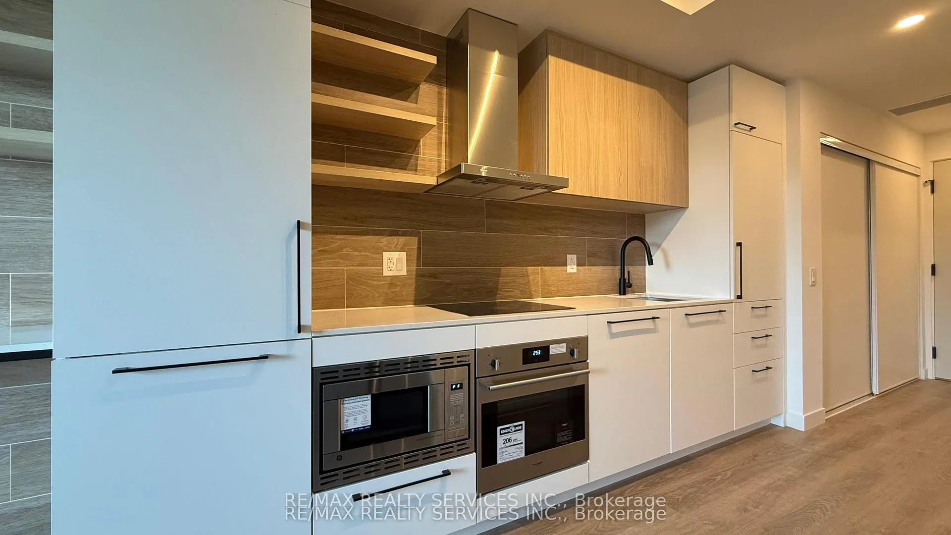 Photo 13 of Unit 432, 1050 Eastern Avenue, Toronto, The Beaches — HOMEH
