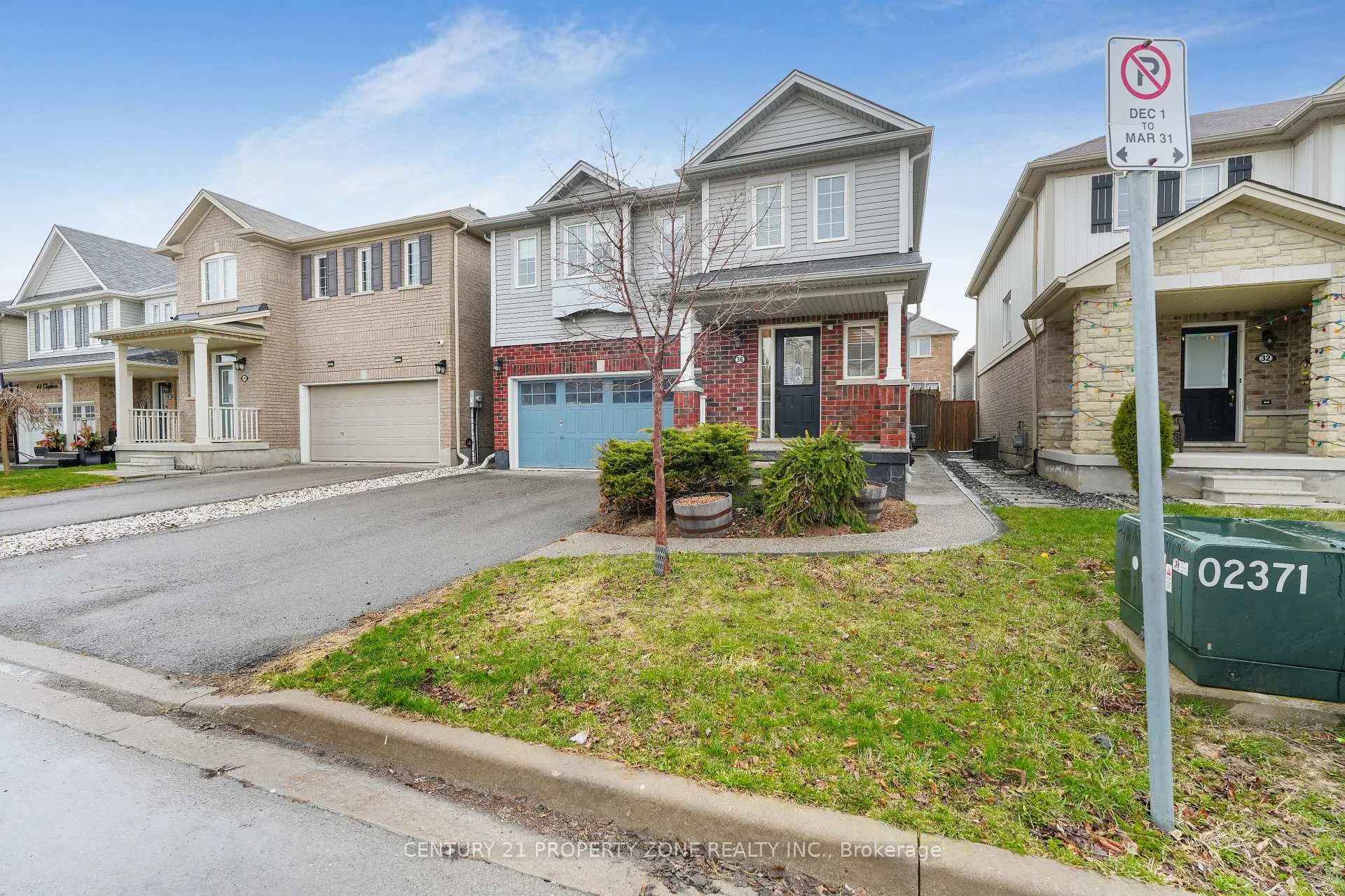 Photo 3 of 36 Cleghorn Drive, Hamilton, Binbrook — HOMEH