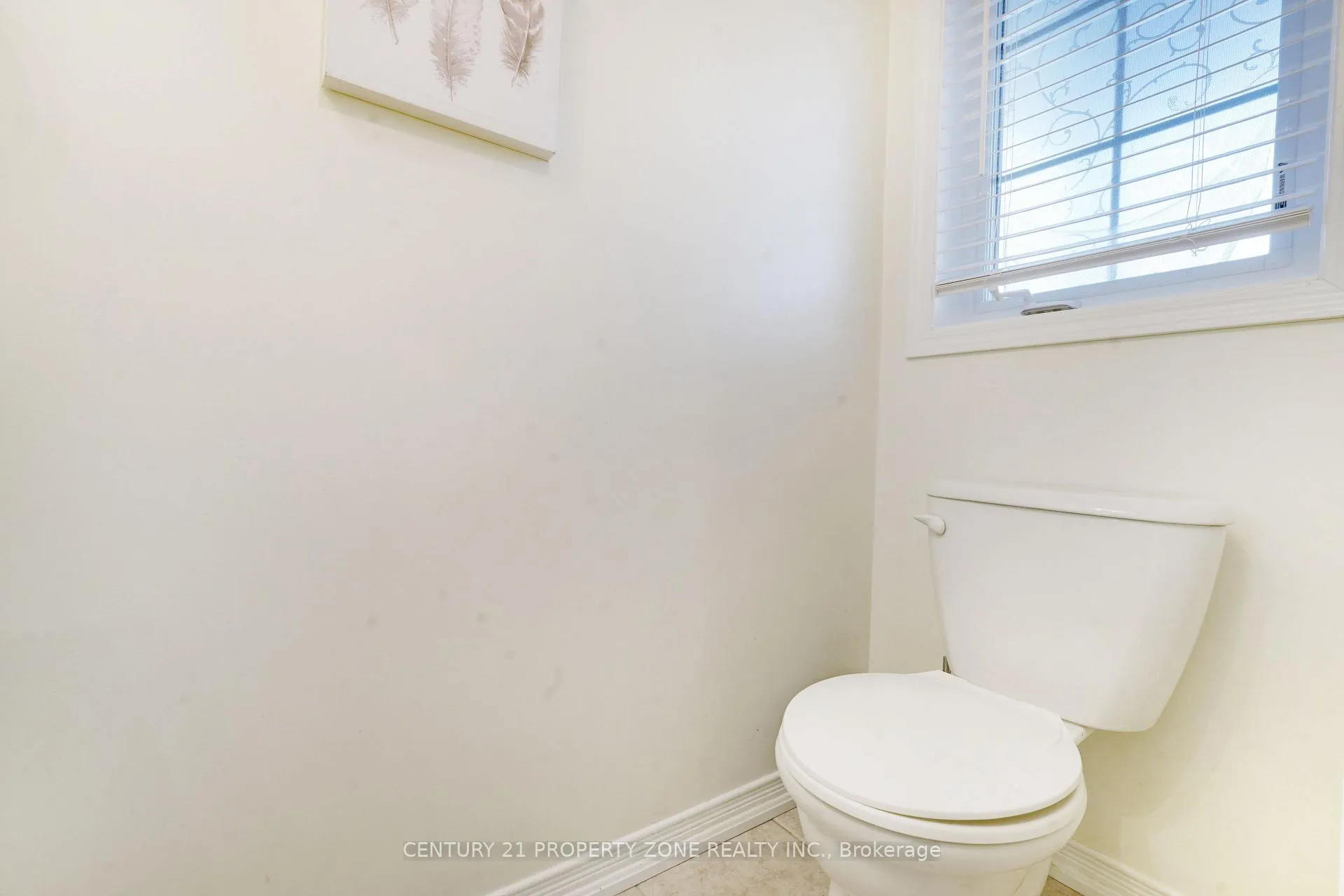 Photo 14 of 36 Cleghorn Drive, Hamilton, Binbrook — HOMEH