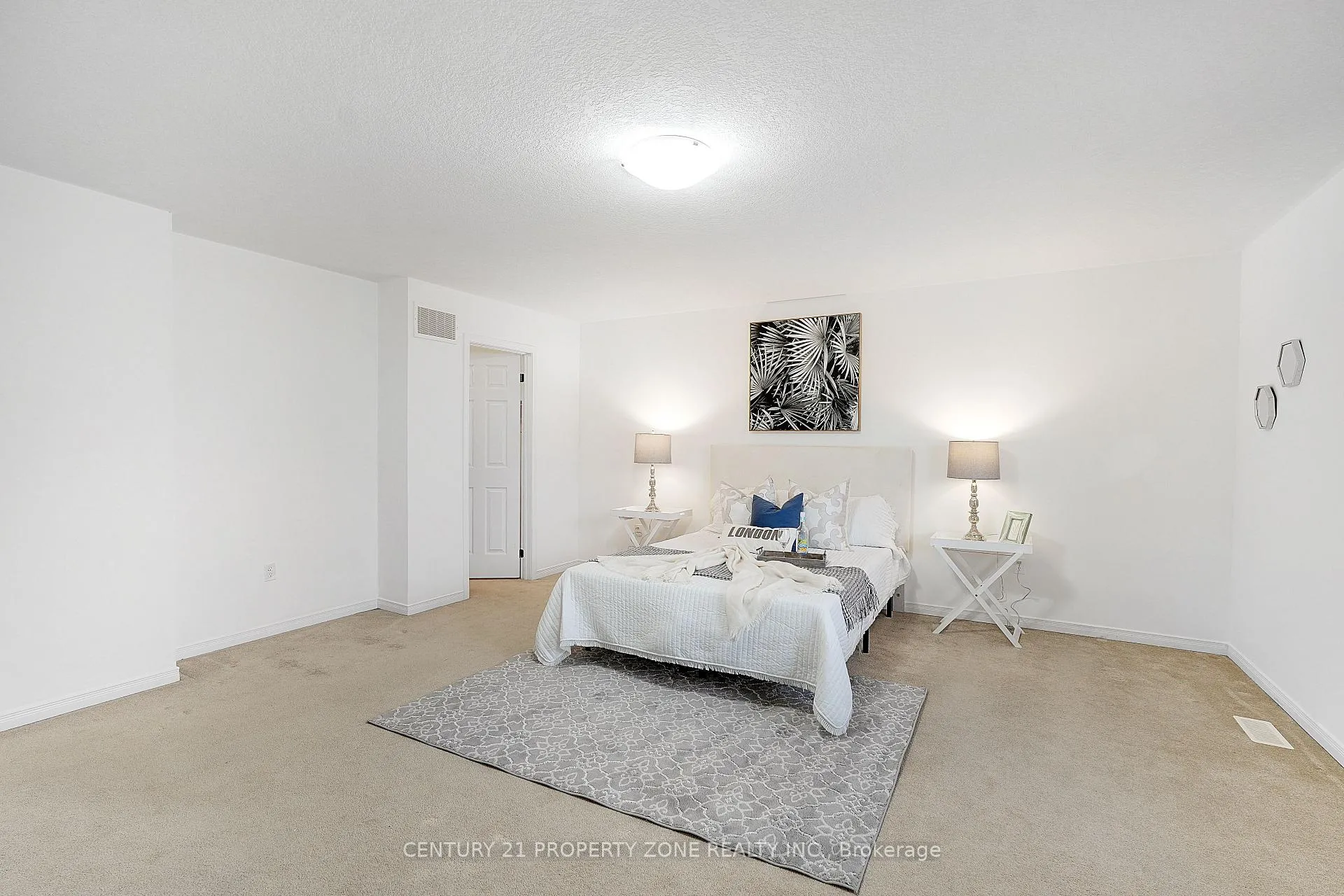 Photo 18 of 36 Cleghorn Drive, Hamilton, Binbrook — HOMEH