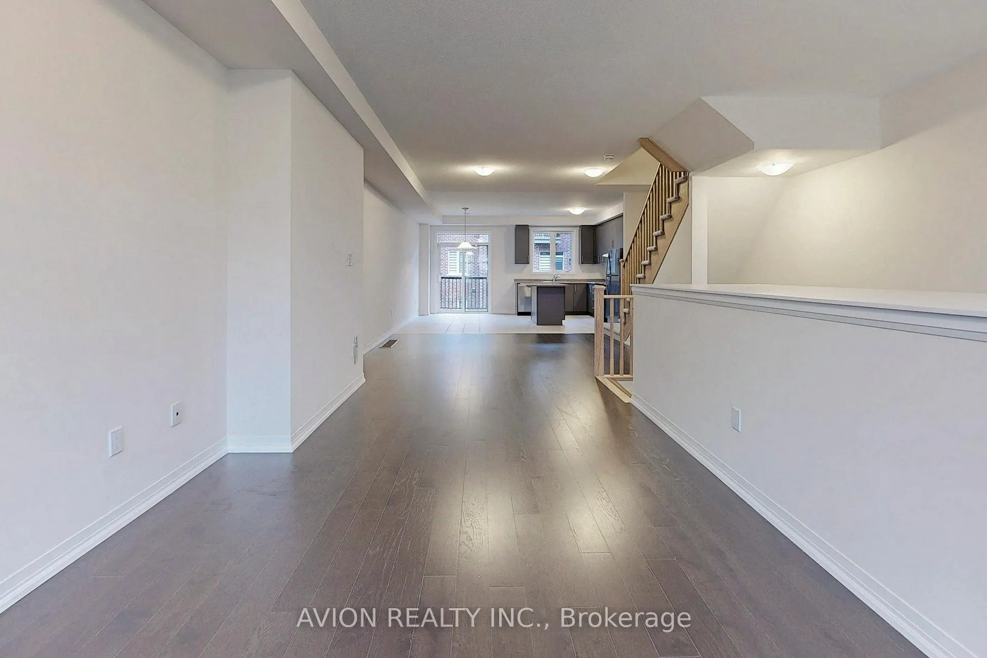 Photo 3 of 9 Sissons Way, Markham, Box Grove — HOMEH