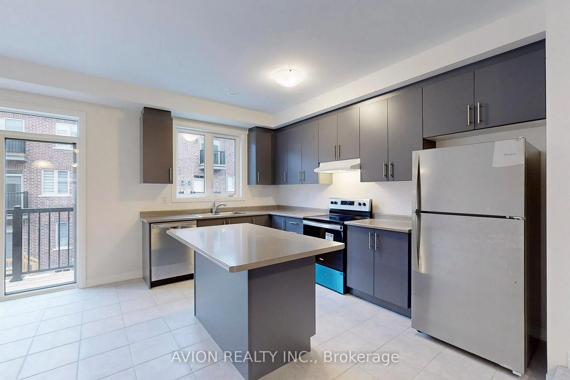 Photo 5 of 9 Sissons Way, Markham, Box Grove — HOMEH