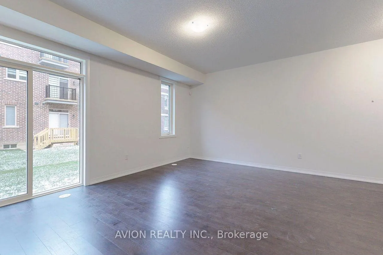 Photo 6 of 9 Sissons Way, Markham, Box Grove — HOMEH