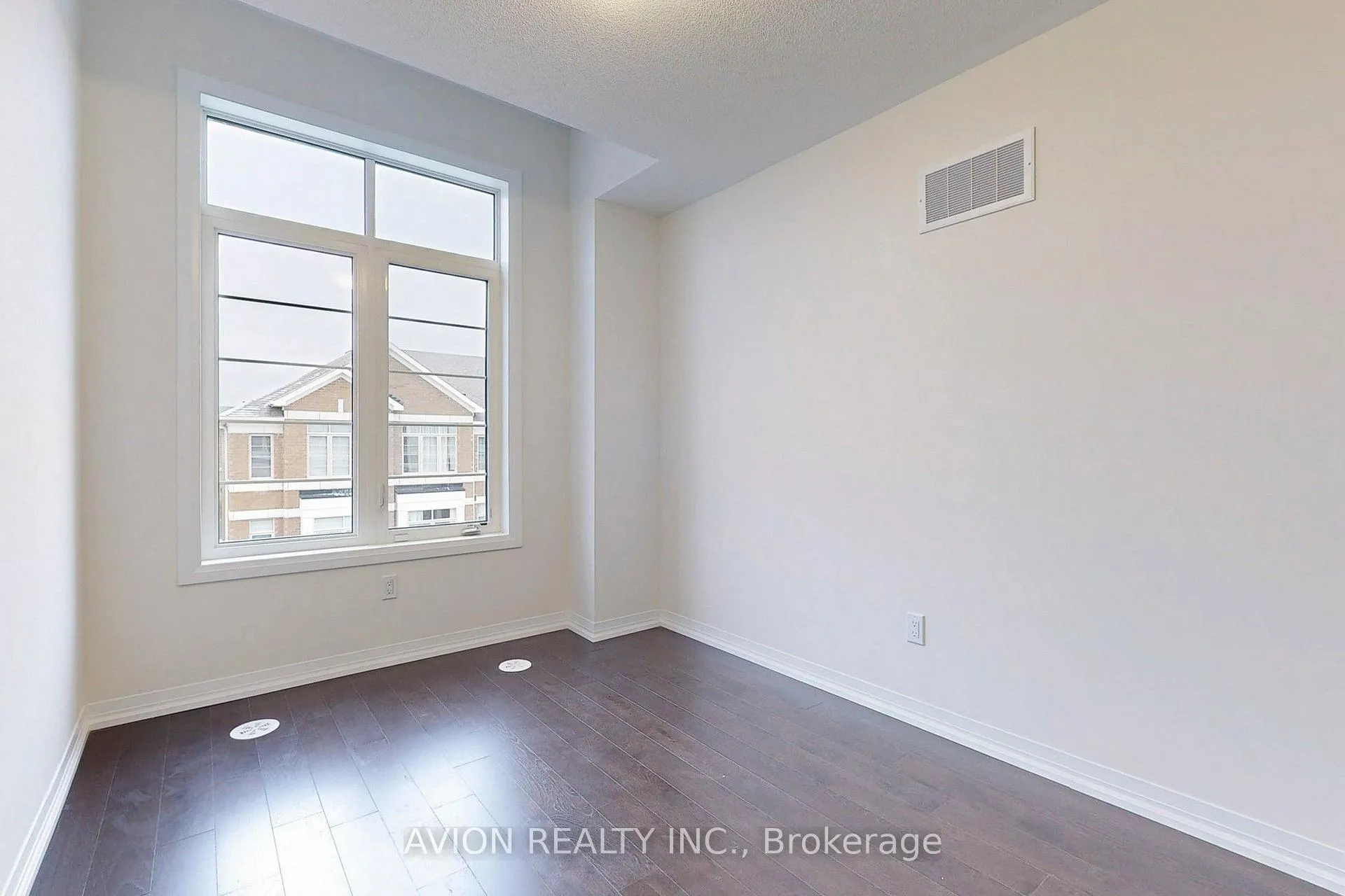 Photo 17 of 9 Sissons Way, Markham, Box Grove — HOMEH