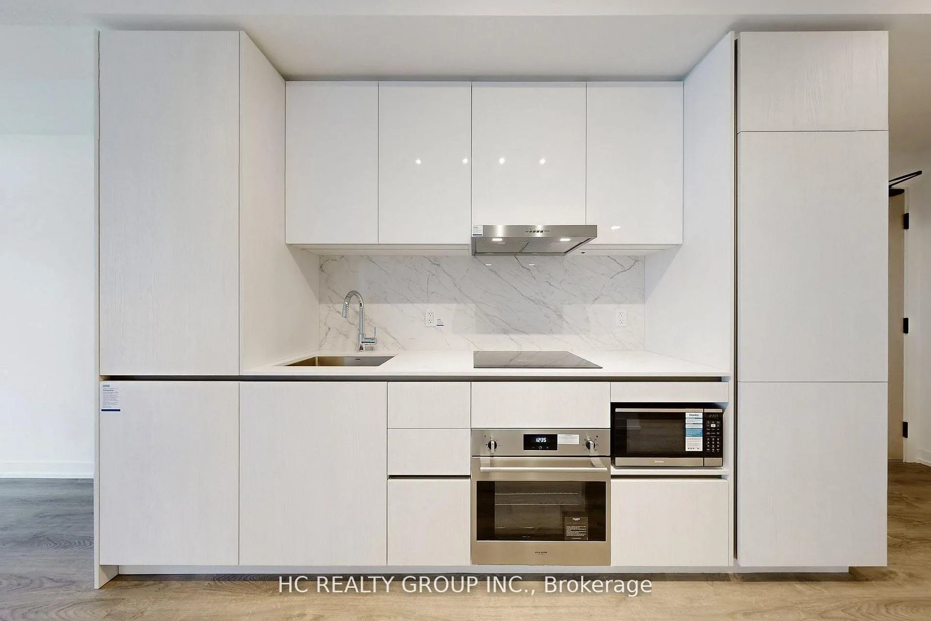 Photo 8 of Unit 3101, 8 Interchange Way, Vaughan, Vaughan Corporate Centre — HOMEH