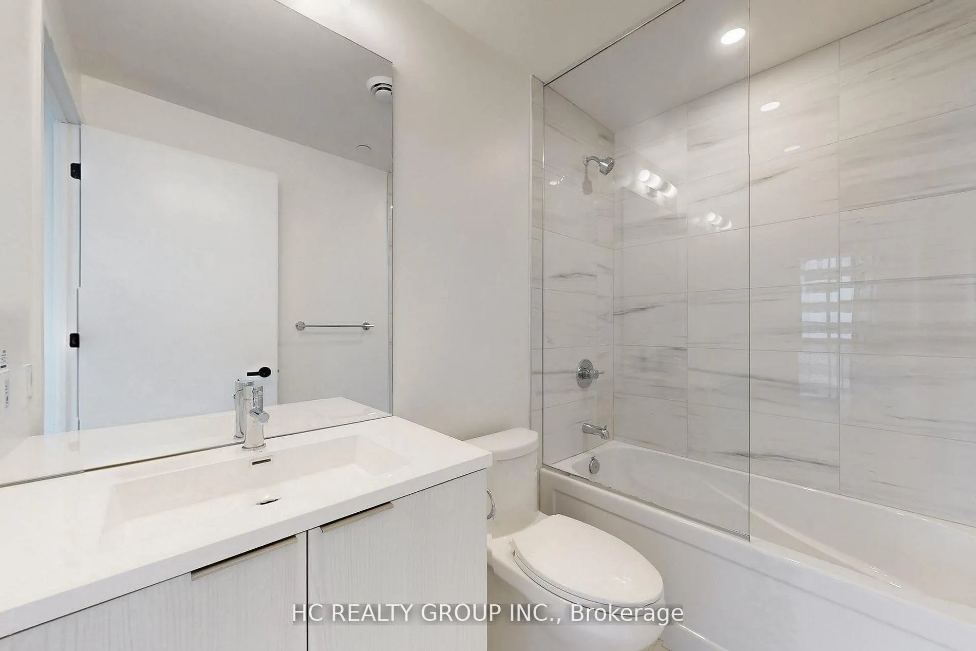 Photo 14 of Unit 3101, 8 Interchange Way, Vaughan, Vaughan Corporate Centre — HOMEH