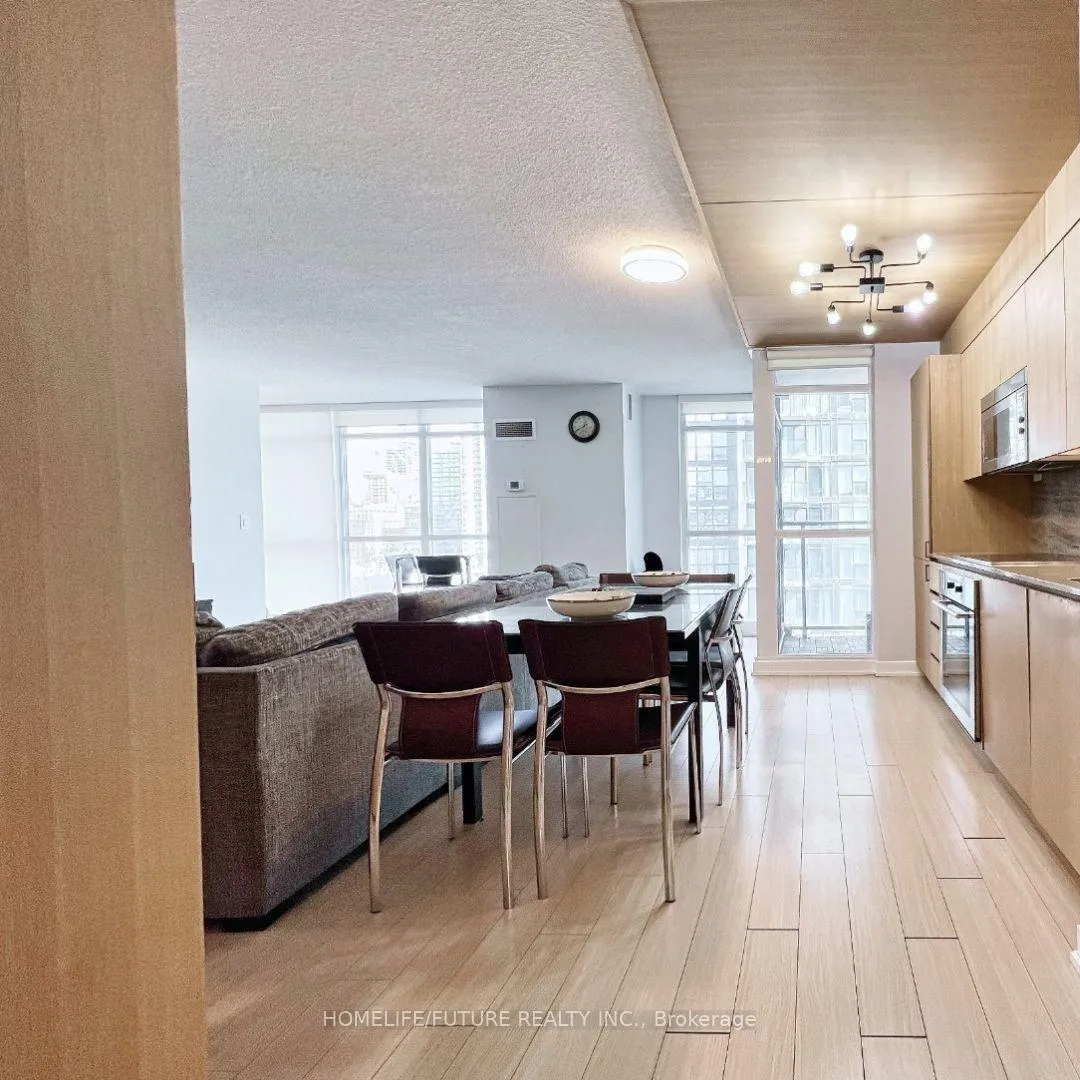 Photo 4 of Unit 649, 10 Capreol Court, Toronto, Waterfront Communities — HOMEH