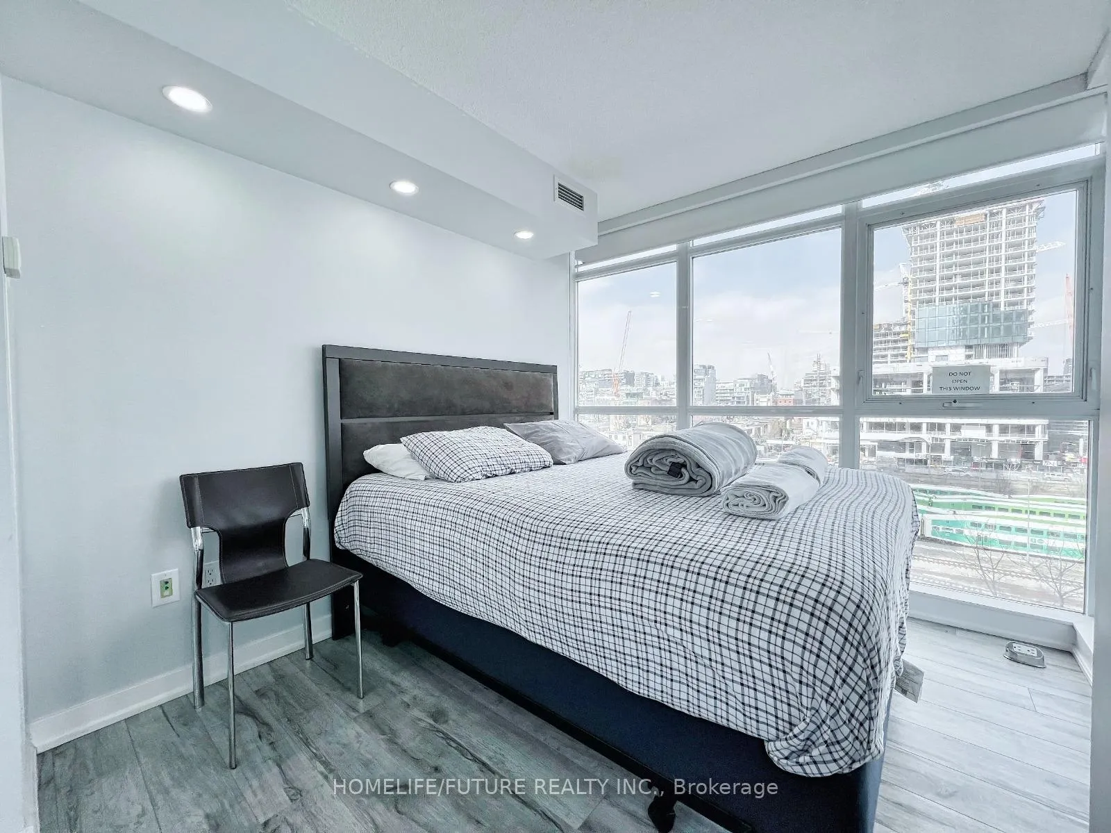 Photo 11 of Unit 649, 10 Capreol Court, Toronto, Waterfront Communities — HOMEH