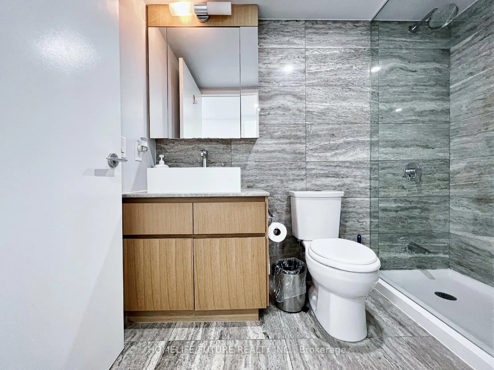 Photo 17 of Unit 649, 10 Capreol Court, Toronto, Waterfront Communities — HOMEH