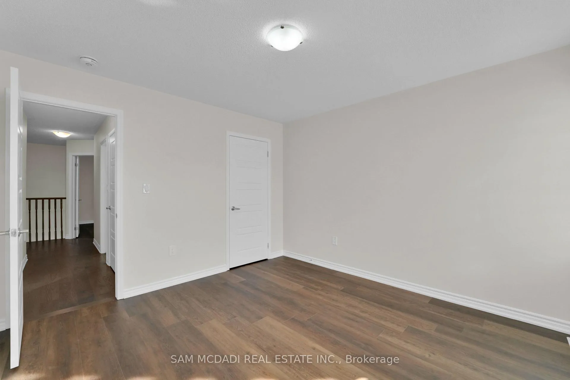 Photo 35 of 1395 Chretien Street, Milton, Ford — HOMEH