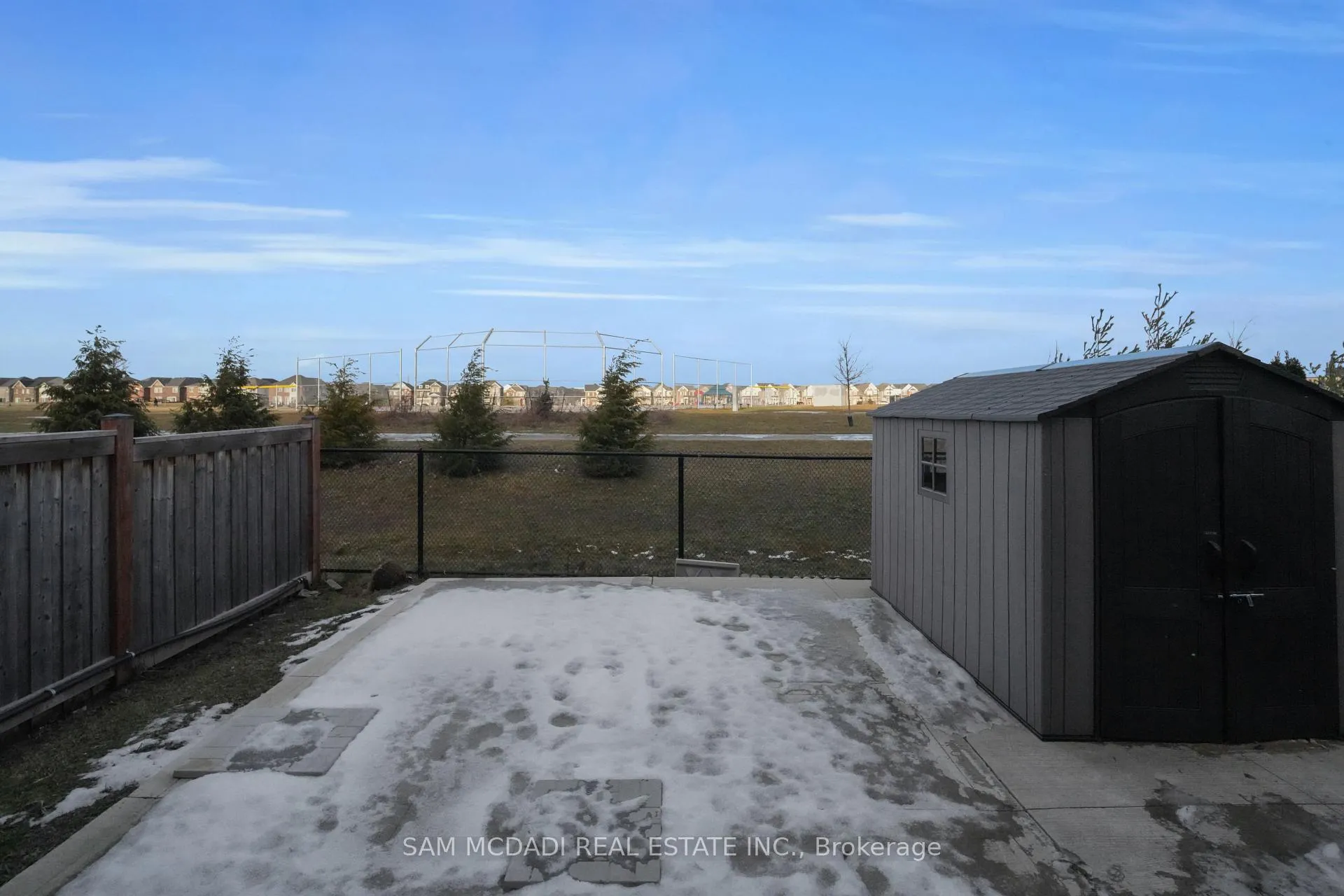 Photo 38 of 1395 Chretien Street, Milton, Ford — HOMEH