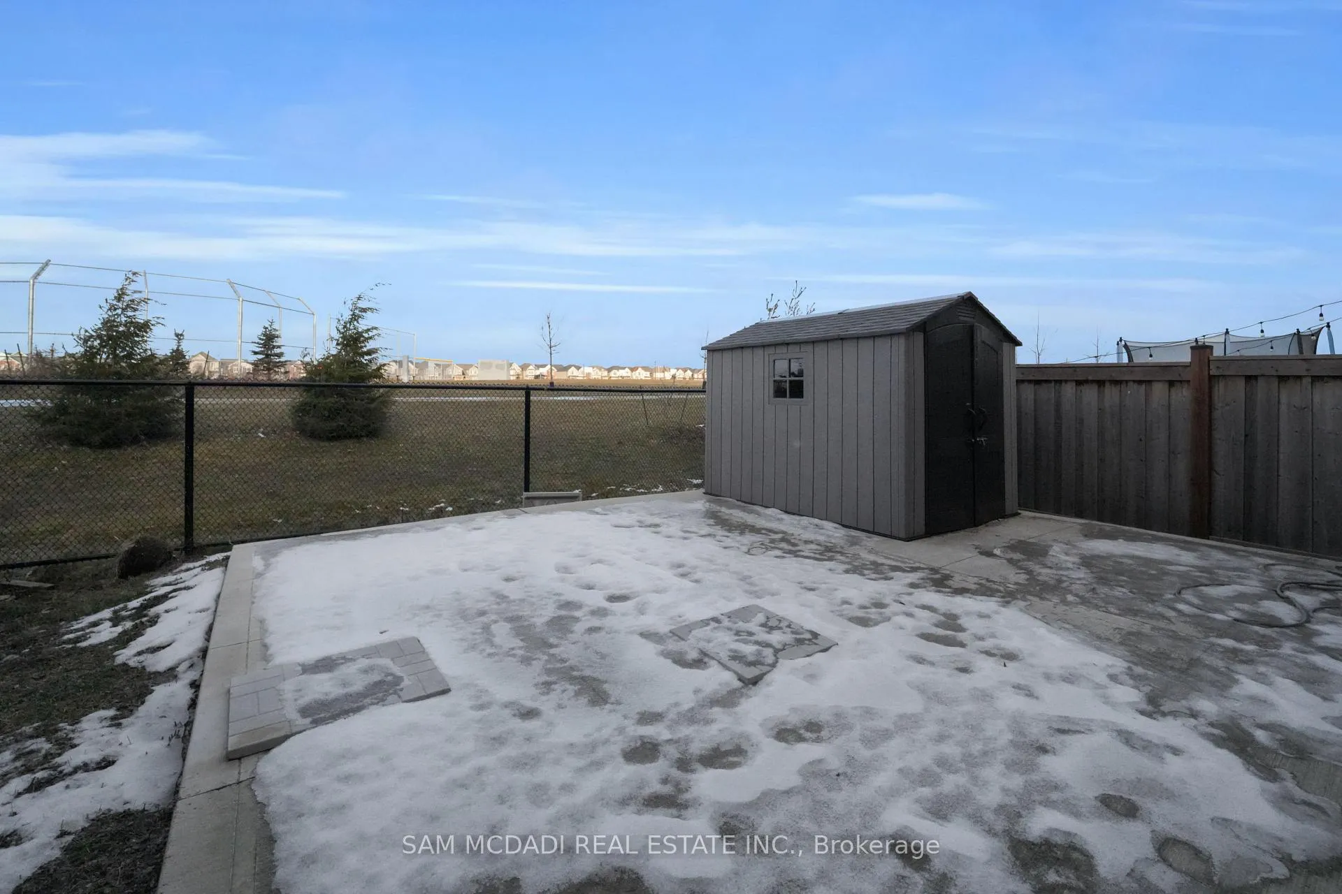 Photo 39 of 1395 Chretien Street, Milton, Ford — HOMEH