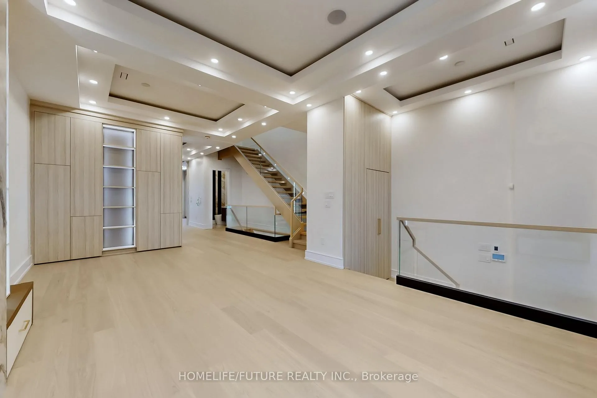Photo 4 of 374 Elm Road, Toronto, Lawrence Park North — HOMEH