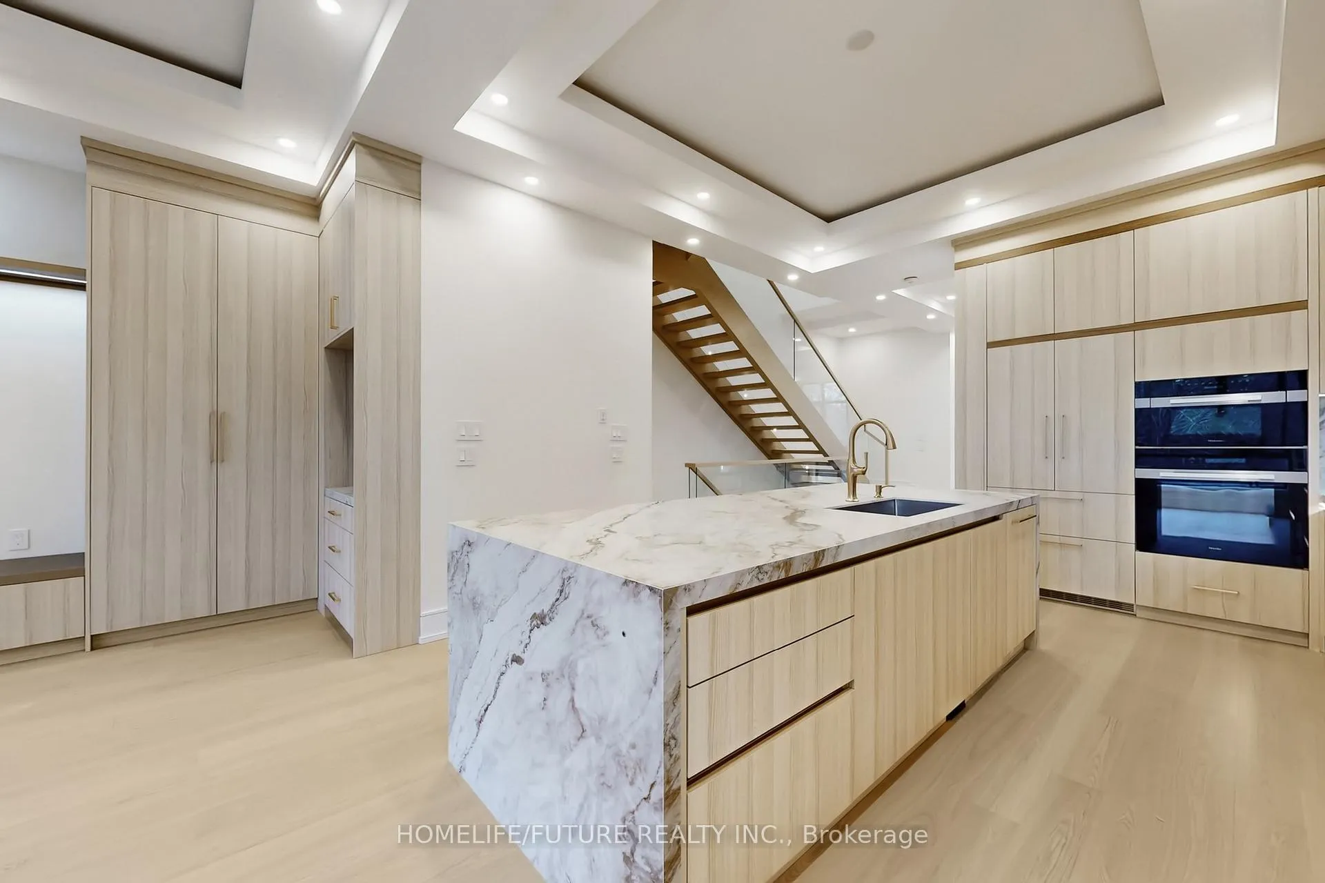Photo 8 of 374 Elm Road, Toronto, Lawrence Park North — HOMEH