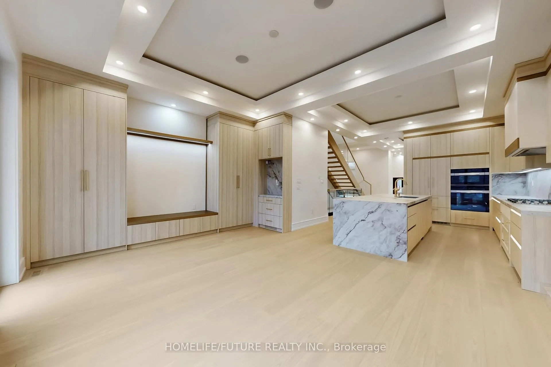 Photo 12 of 374 Elm Road, Toronto, Lawrence Park North — HOMEH