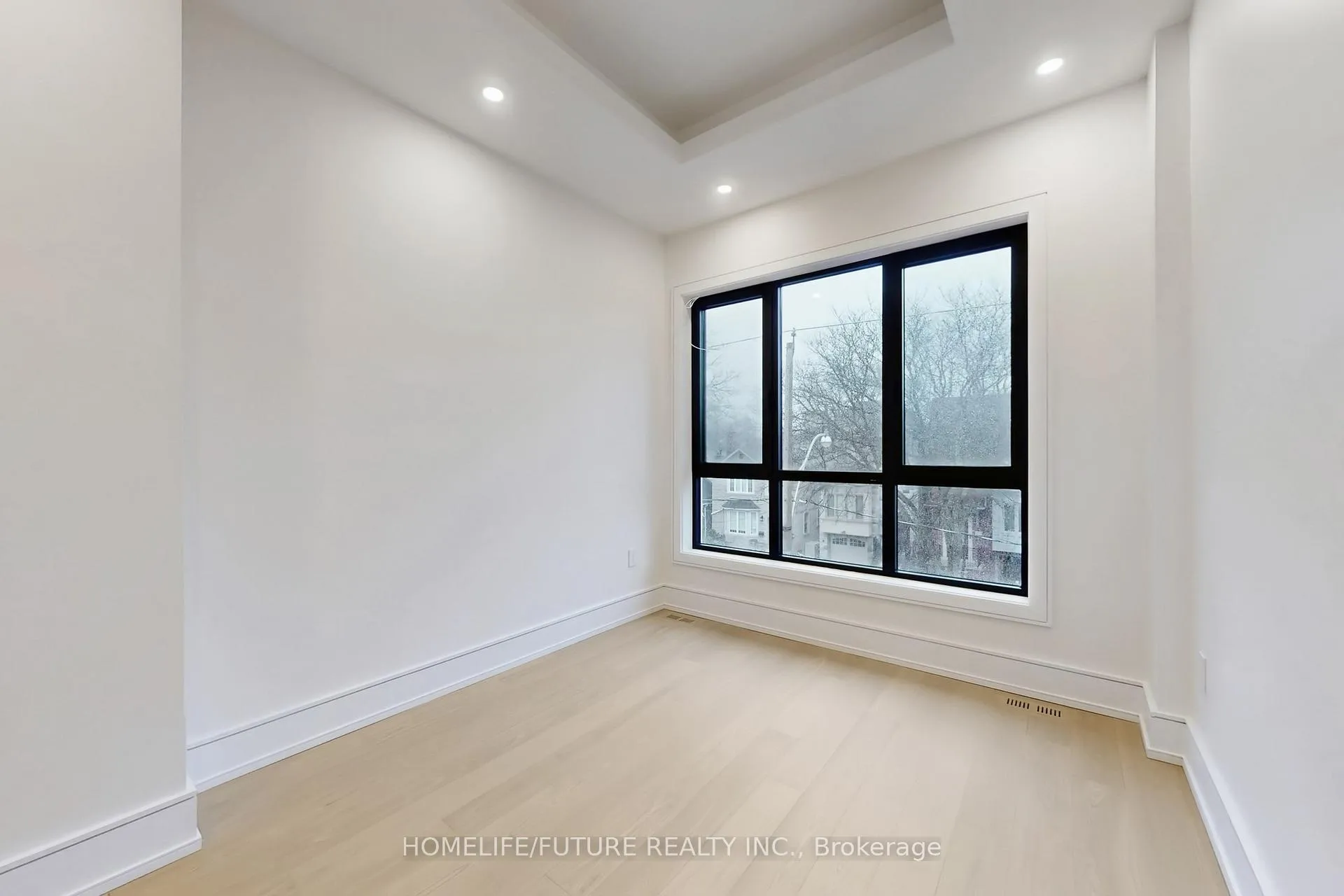 Photo 24 of 374 Elm Road, Toronto, Lawrence Park North — HOMEH