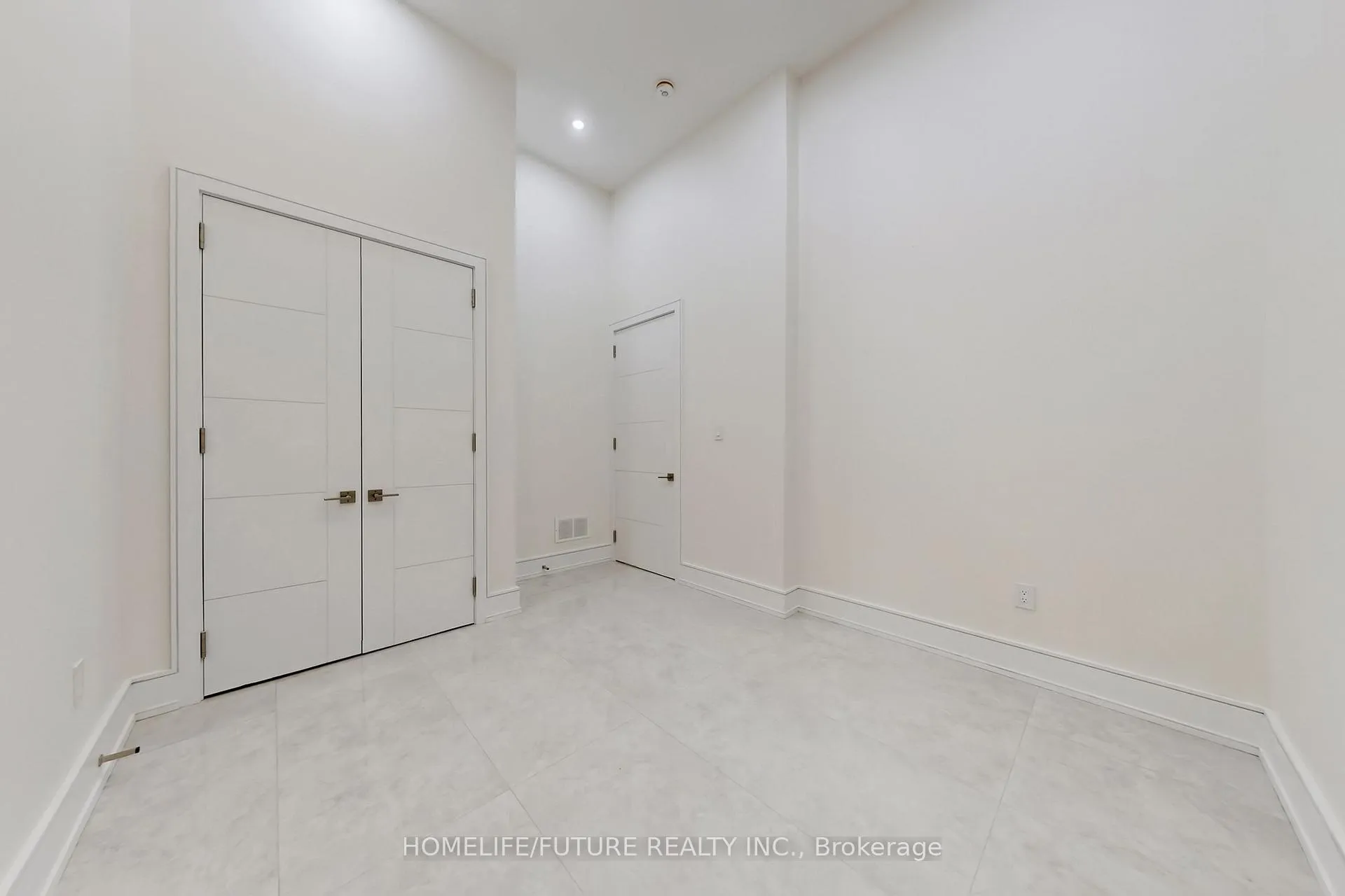Photo 32 of 374 Elm Road, Toronto, Lawrence Park North — HOMEH