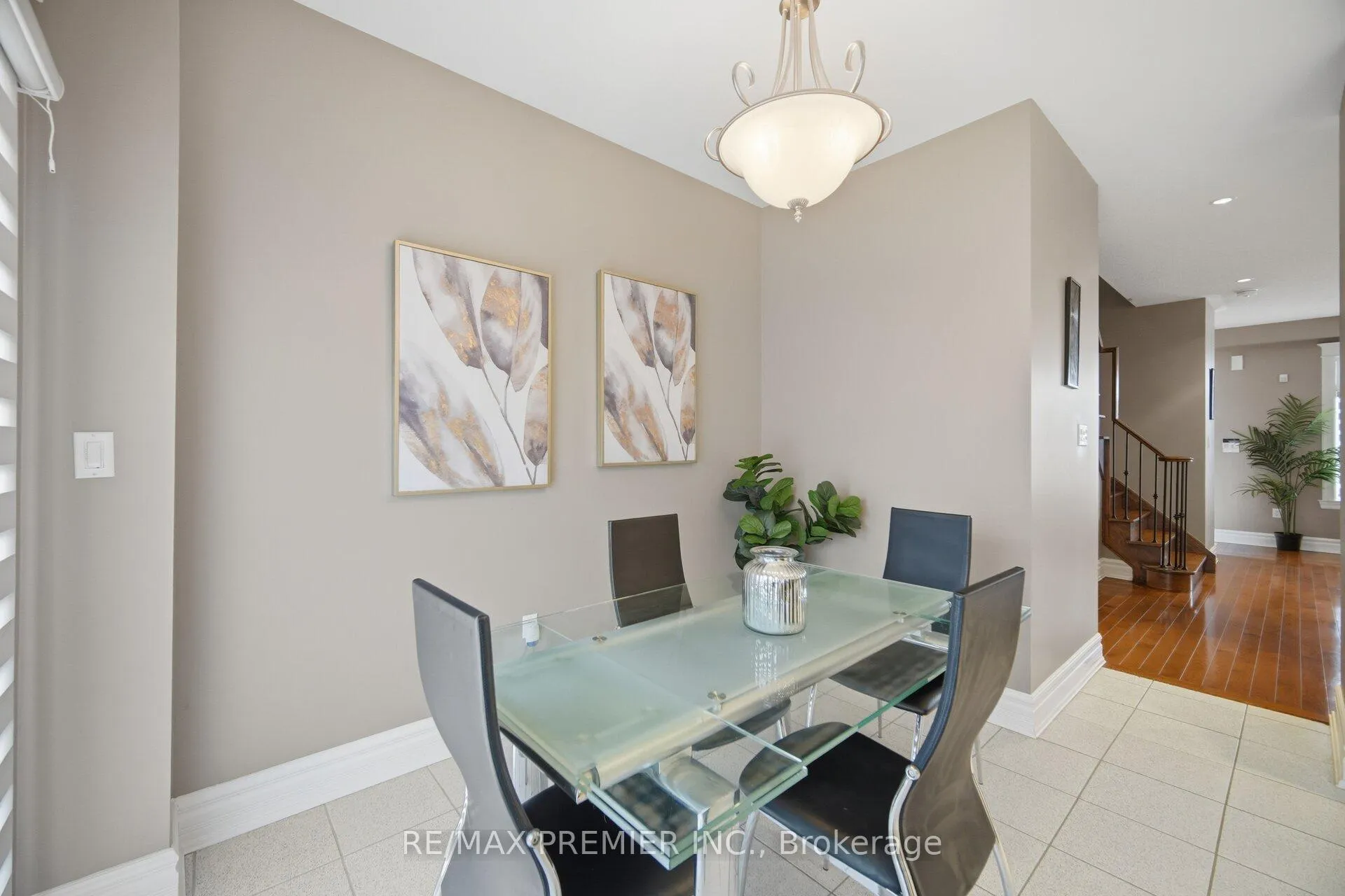 Photo 8 of 140 Ferdinand Avenue, Vaughan, Maple — HOMEH