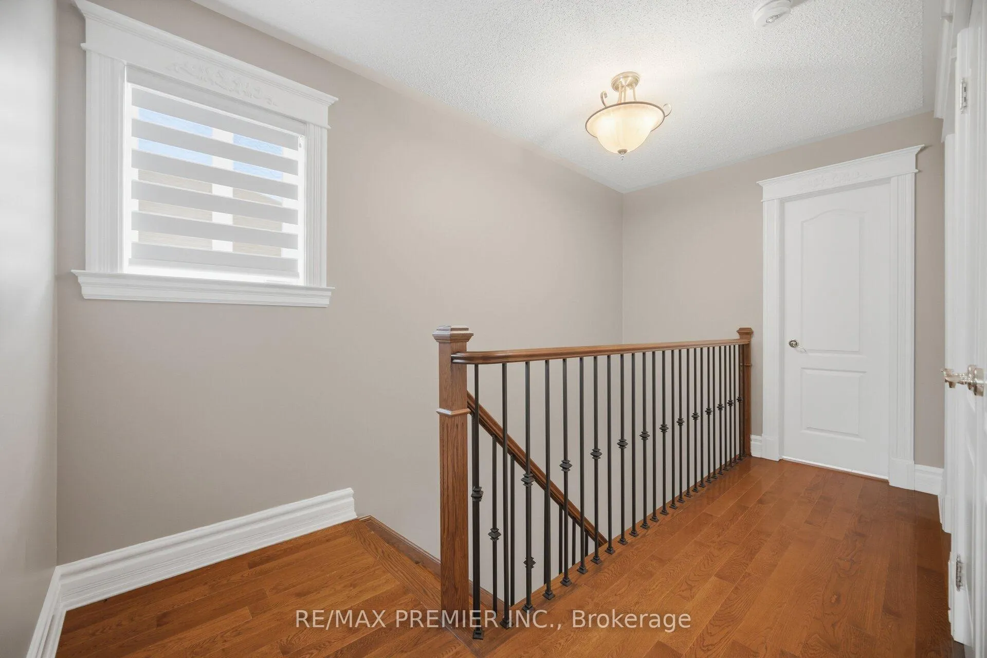 Photo 16 of 140 Ferdinand Avenue, Vaughan, Maple — HOMEH