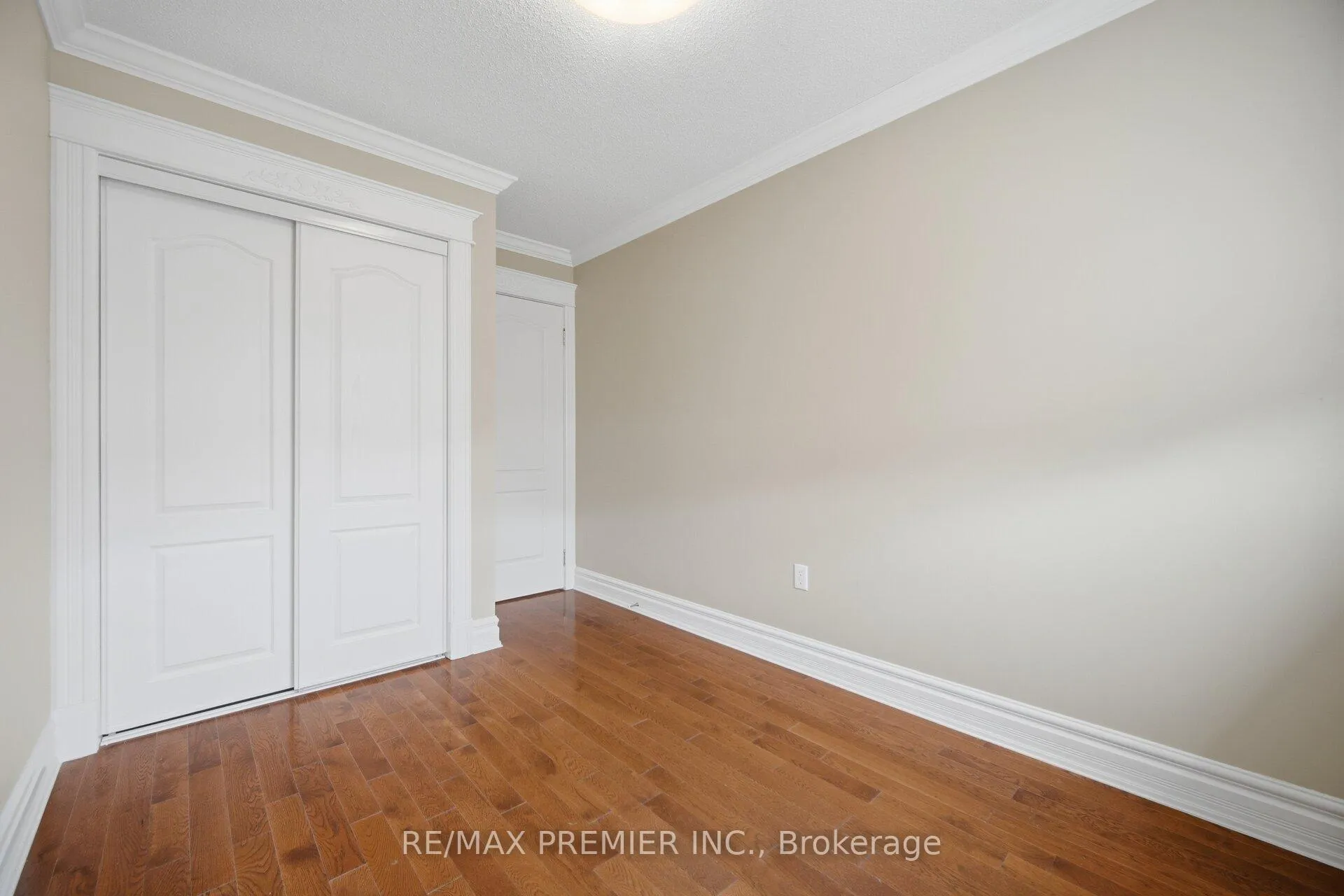 Photo 25 of 140 Ferdinand Avenue, Vaughan, Maple — HOMEH