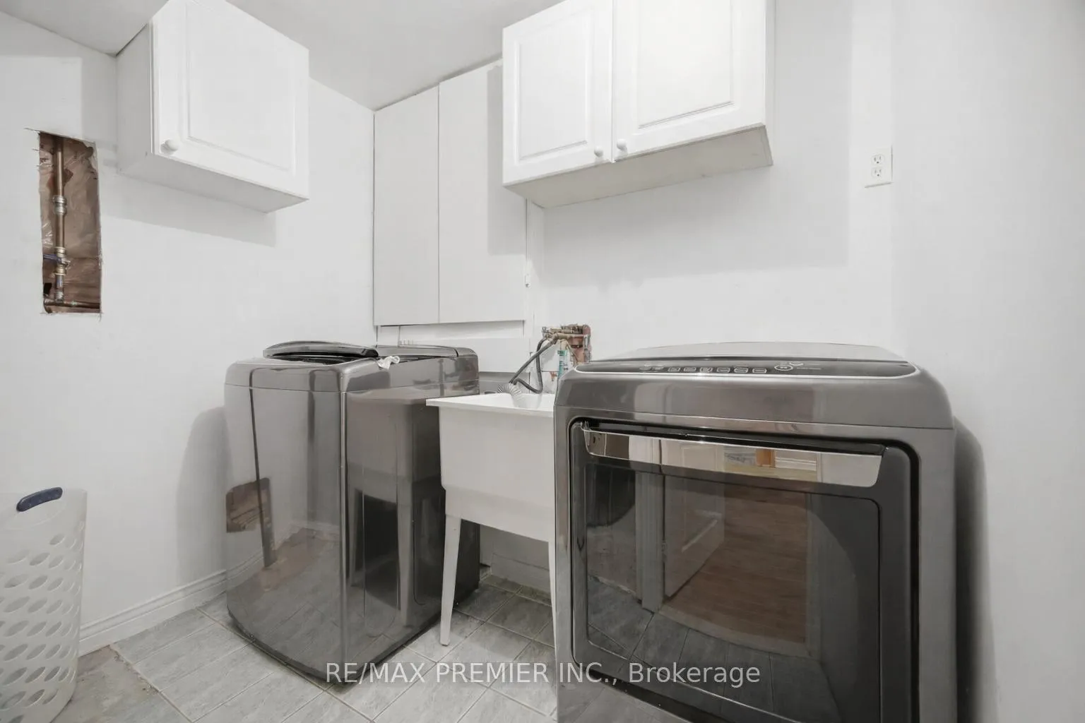 Photo 33 of 140 Ferdinand Avenue, Vaughan, Maple — HOMEH