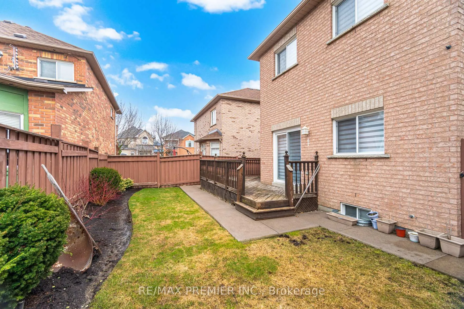 Photo 35 of 140 Ferdinand Avenue, Vaughan, Maple — HOMEH