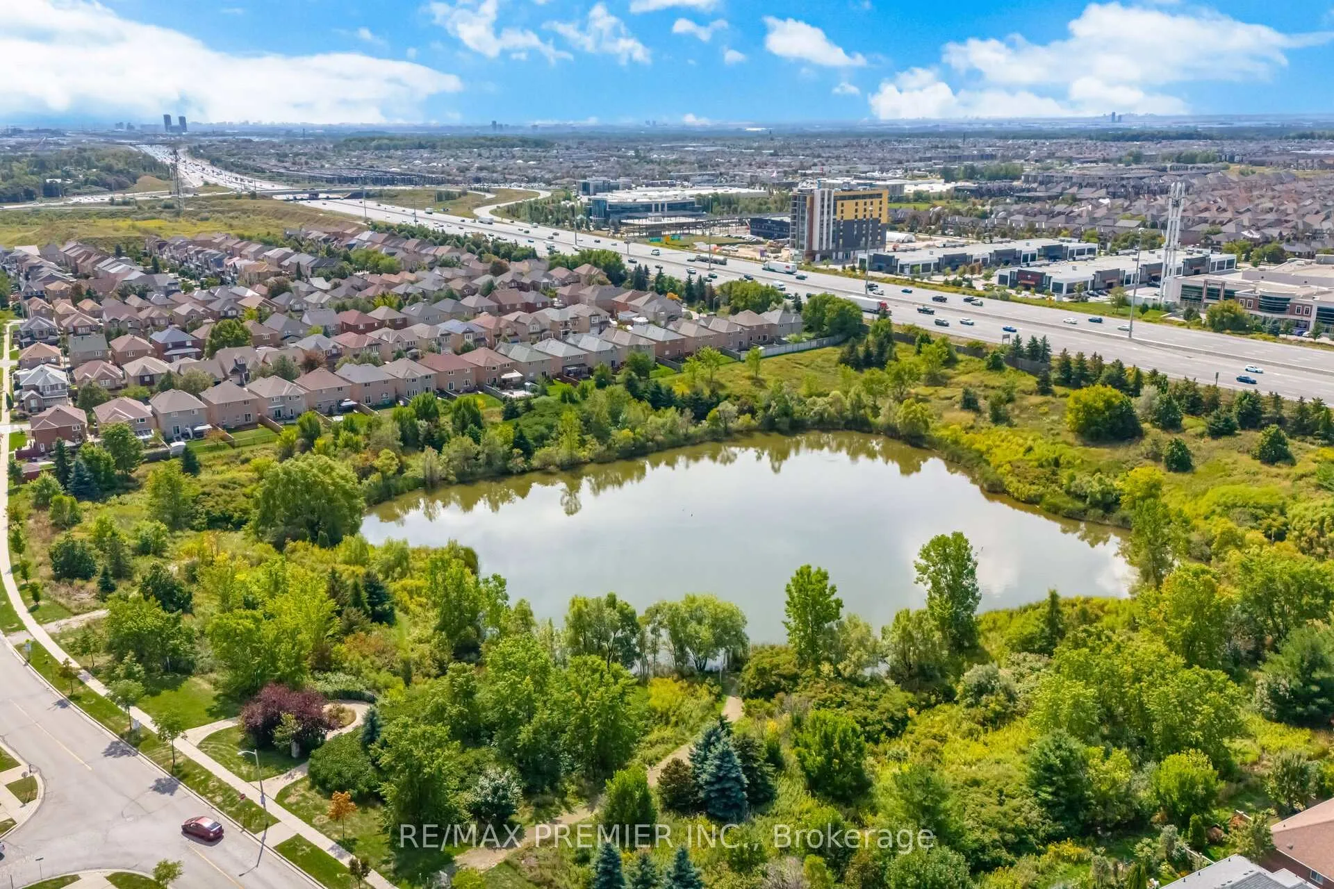 Photo 39 of 140 Ferdinand Avenue, Vaughan, Maple — HOMEH