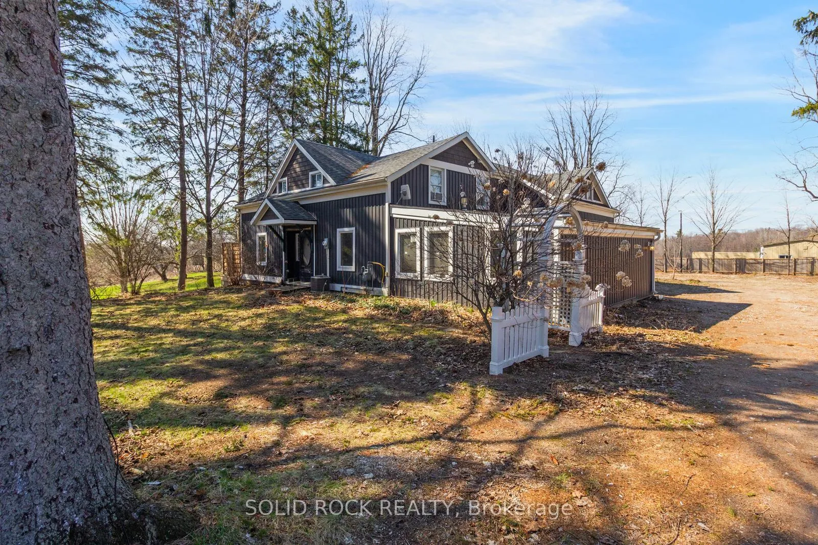 Photo 11 of 2163 Powerline Road W, Hamilton, Rural Ancaster — HOMEH