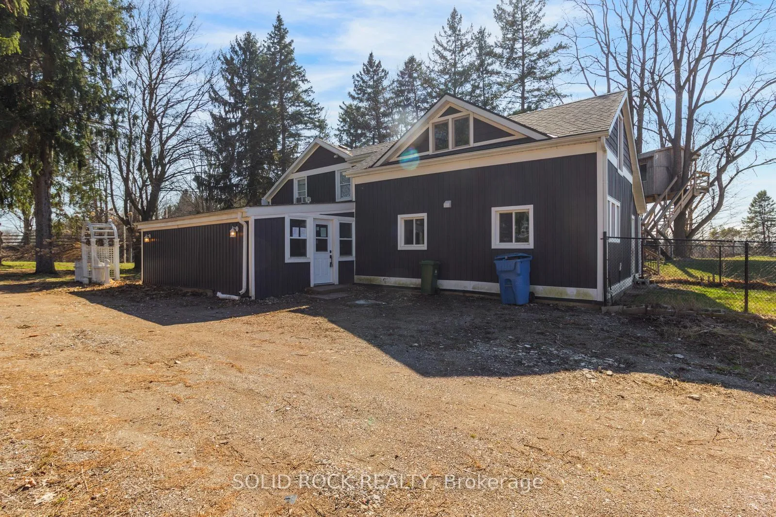 Photo 12 of 2163 Powerline Road W, Hamilton, Rural Ancaster — HOMEH