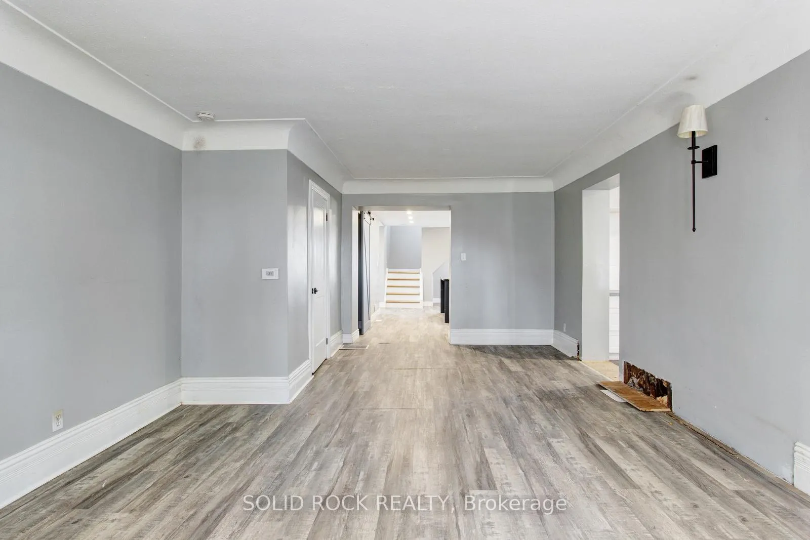 Photo 21 of 2163 Powerline Road W, Hamilton, Rural Ancaster — HOMEH