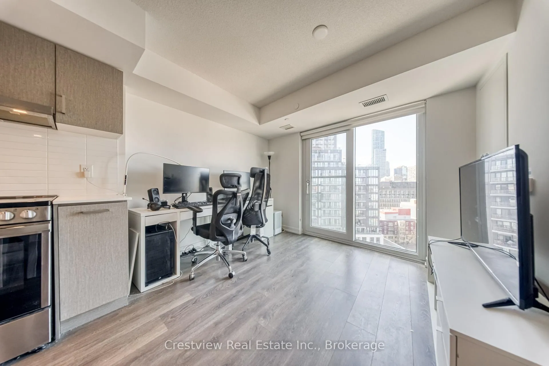 Front of Unit 1908, 219 Dundas Street E