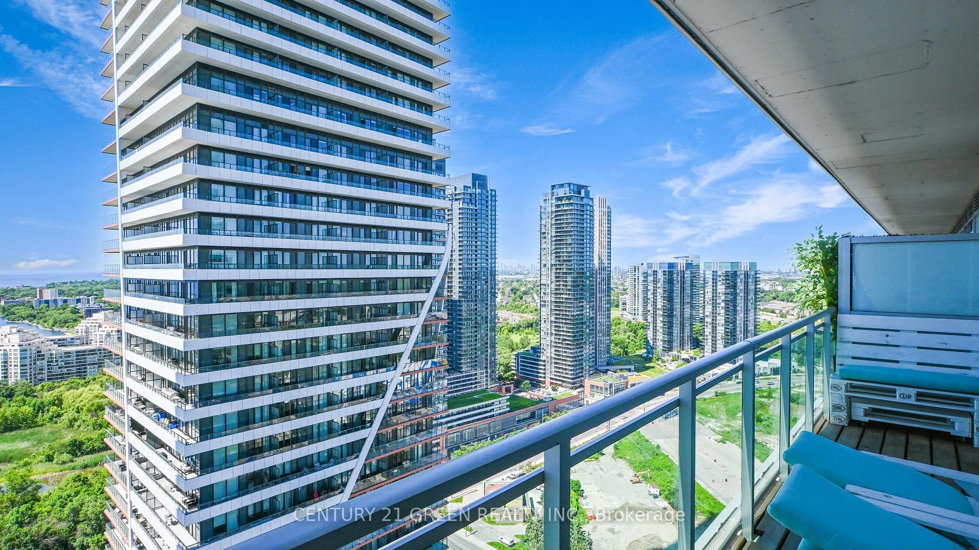Photo 16 of Unit 2811, 33 Shore Breeze Drive, Etobicoke, Mimico — HOMEH