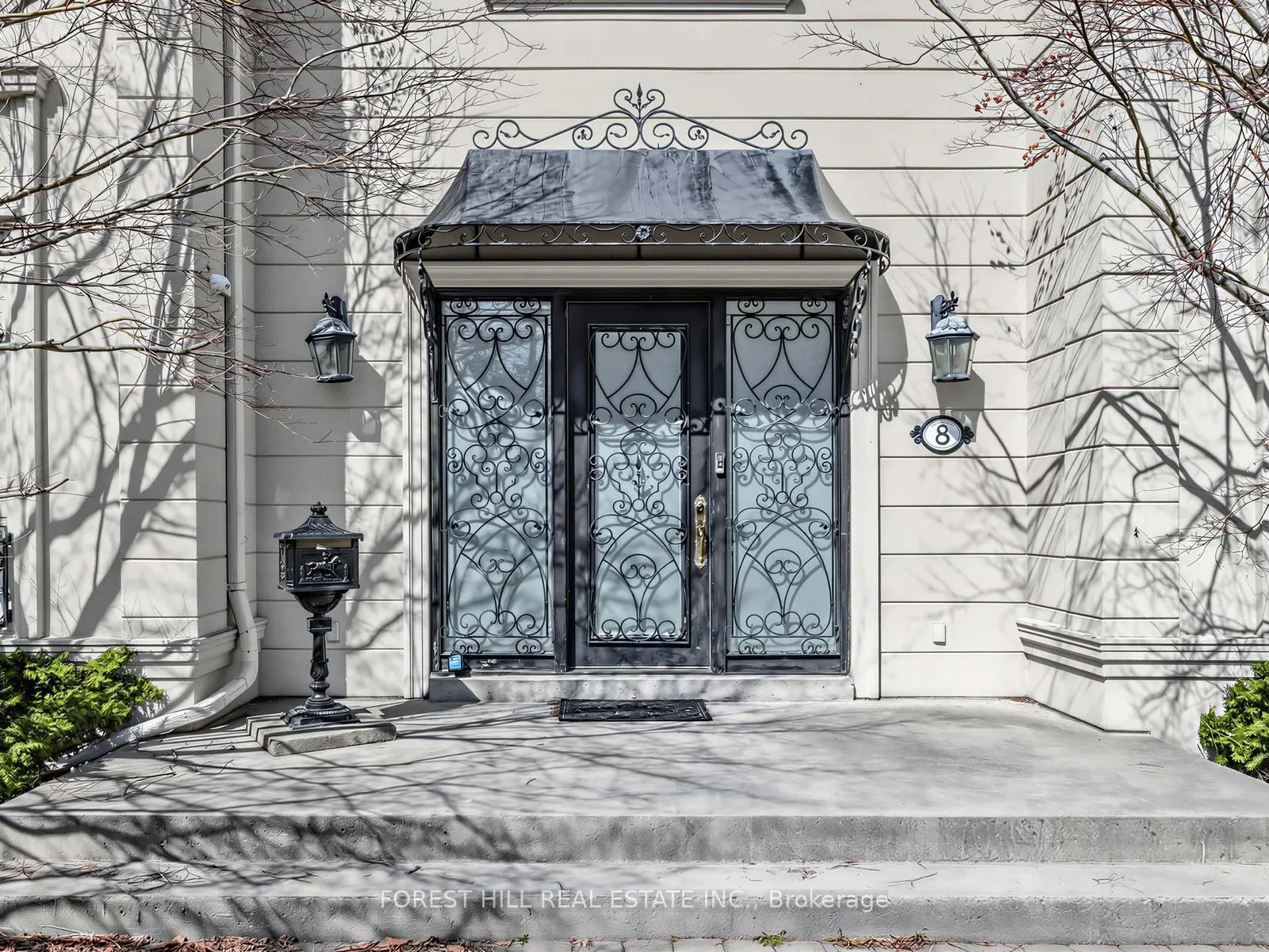 Photo 2 of 8 Colvestone Road, North York, St. Andrew-Windfields — HOMEH