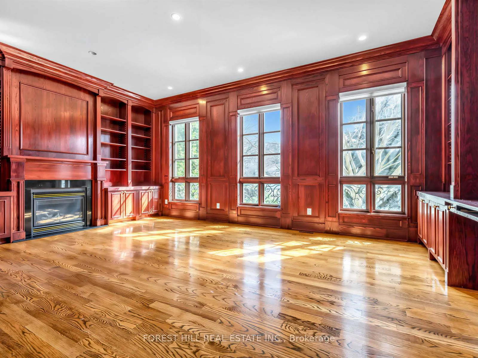 Photo 10 of 8 Colvestone Road, North York, St. Andrew-Windfields — HOMEH