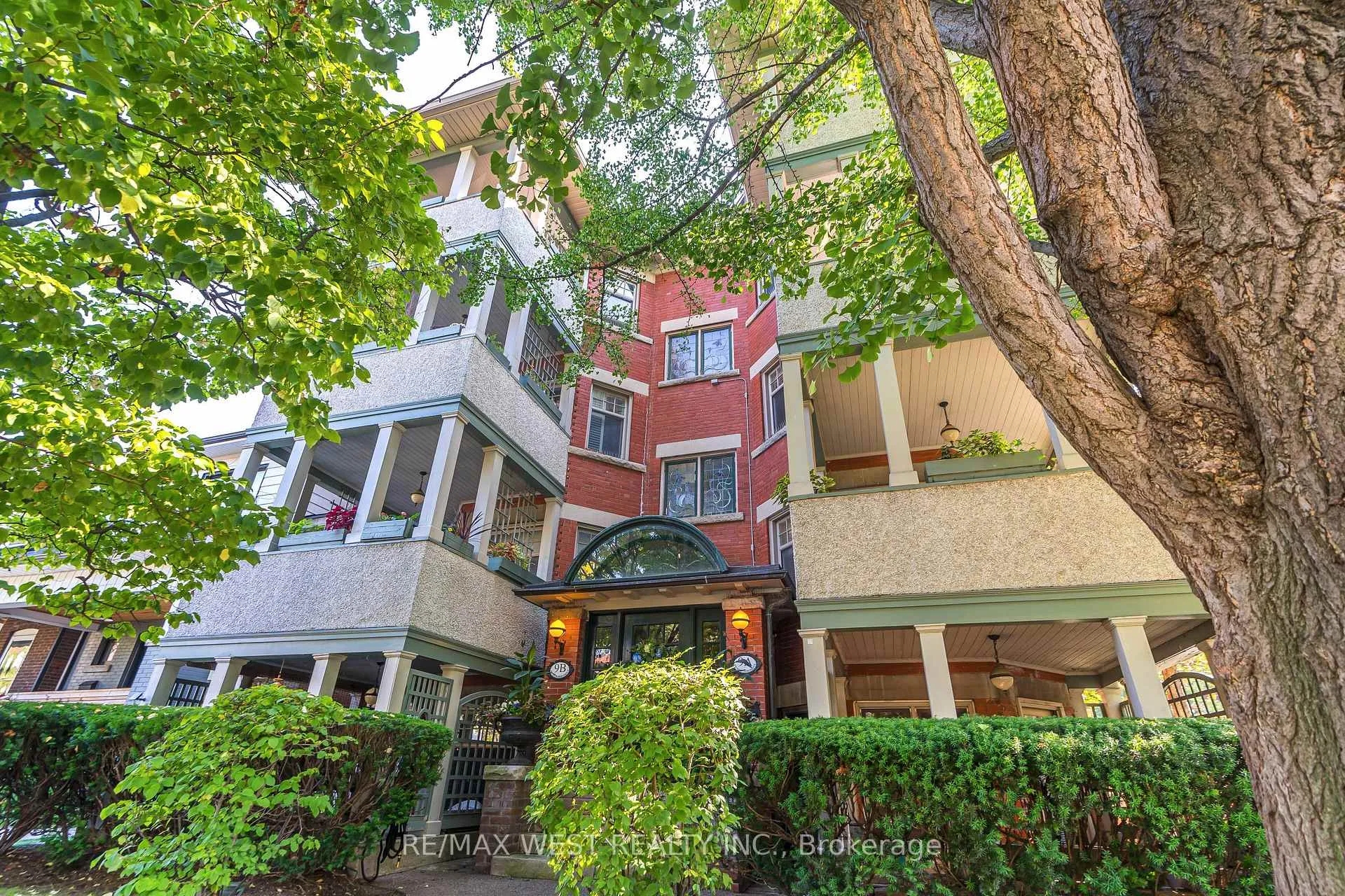 Photo 25 of 9B Humewood Drive, Toronto, Humewood-Cedarvale — HOMEH