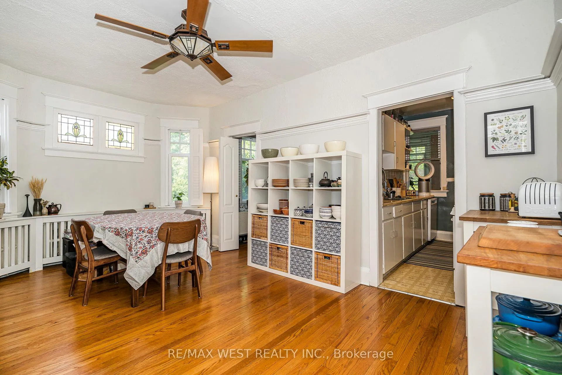 Photo 41 of 9B Humewood Drive, Toronto, Humewood-Cedarvale — HOMEH