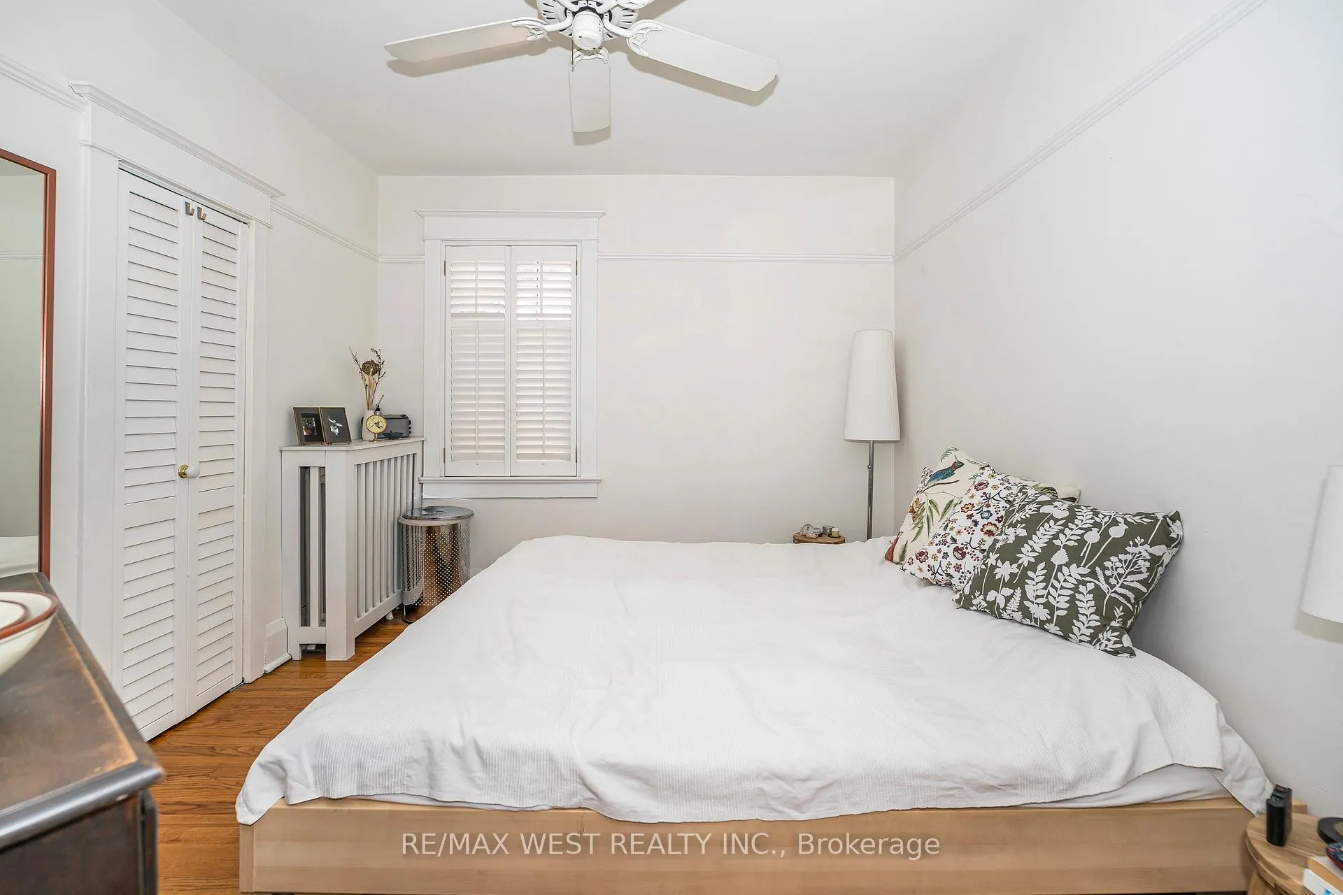 Photo 48 of 9B Humewood Drive, Toronto, Humewood-Cedarvale — HOMEH