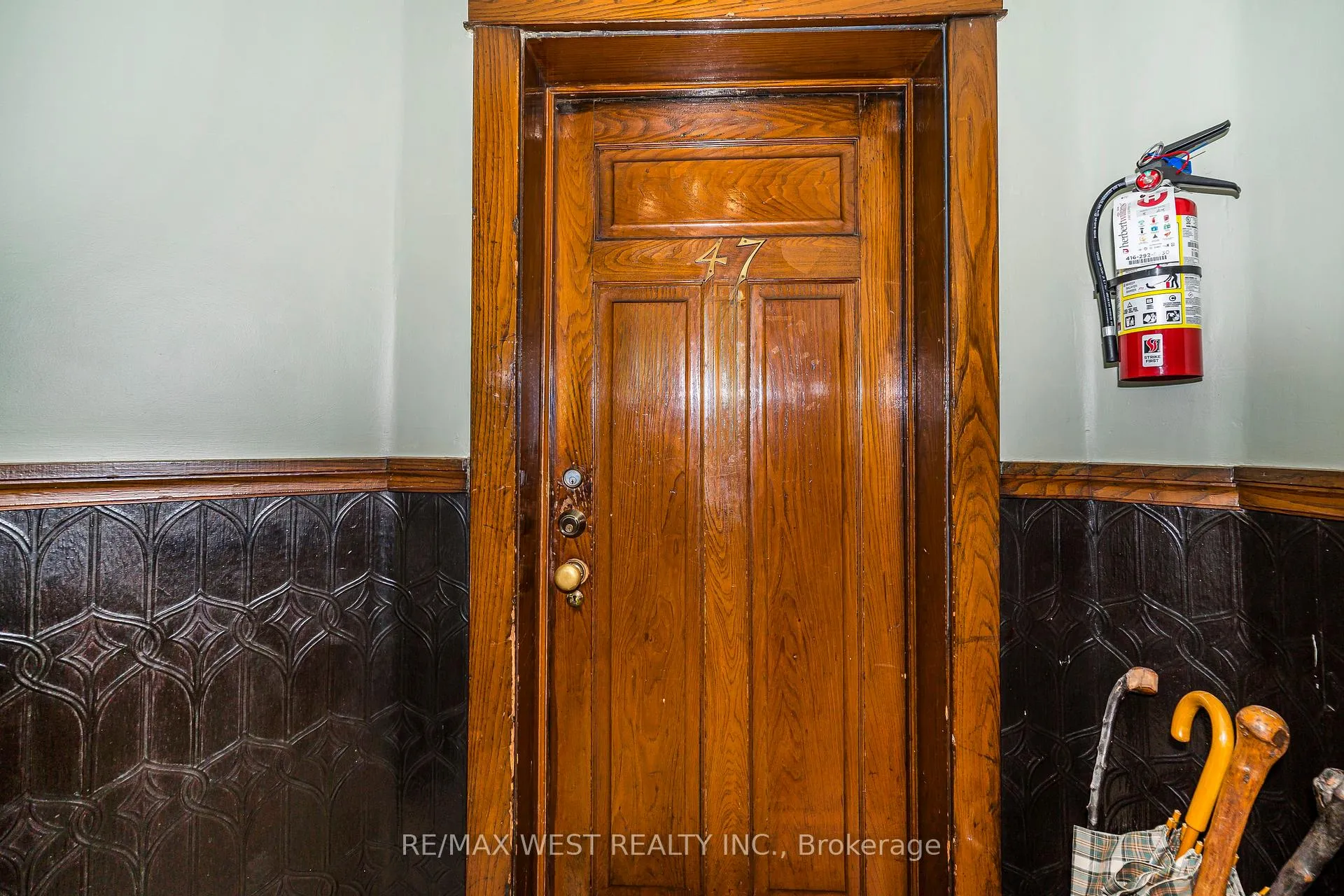 Photo 49 of 9B Humewood Drive, Toronto, Humewood-Cedarvale — HOMEH