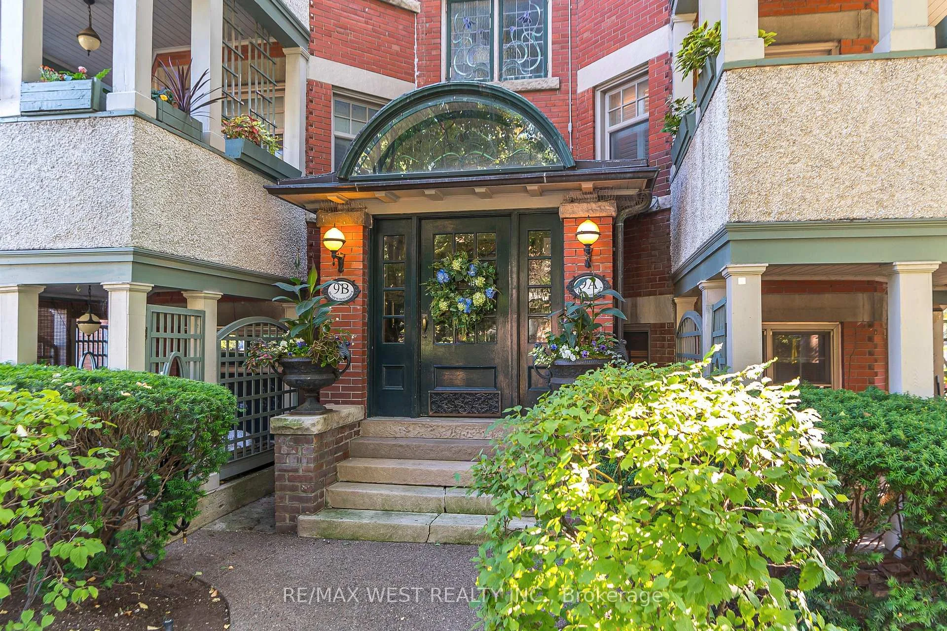 Photo 18 of 9B Humewood Drive, Toronto, Humewood-Cedarvale — HOMEH